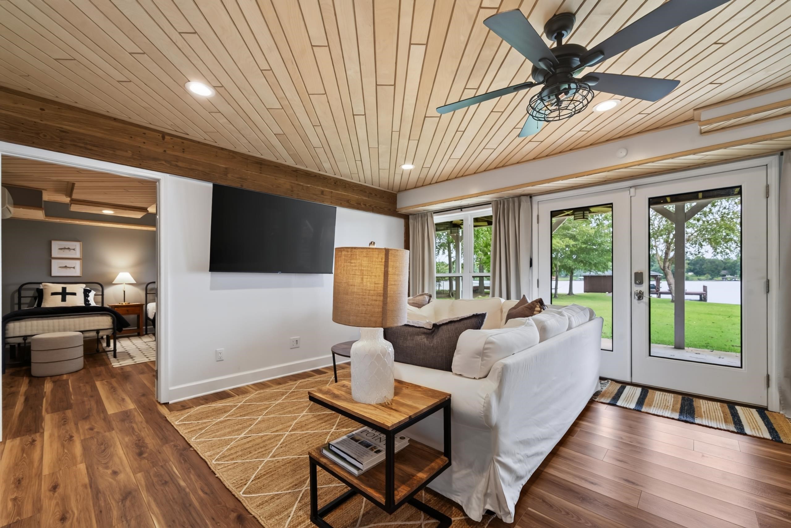 332 ROCKVILLE SPRINGS DRIVE