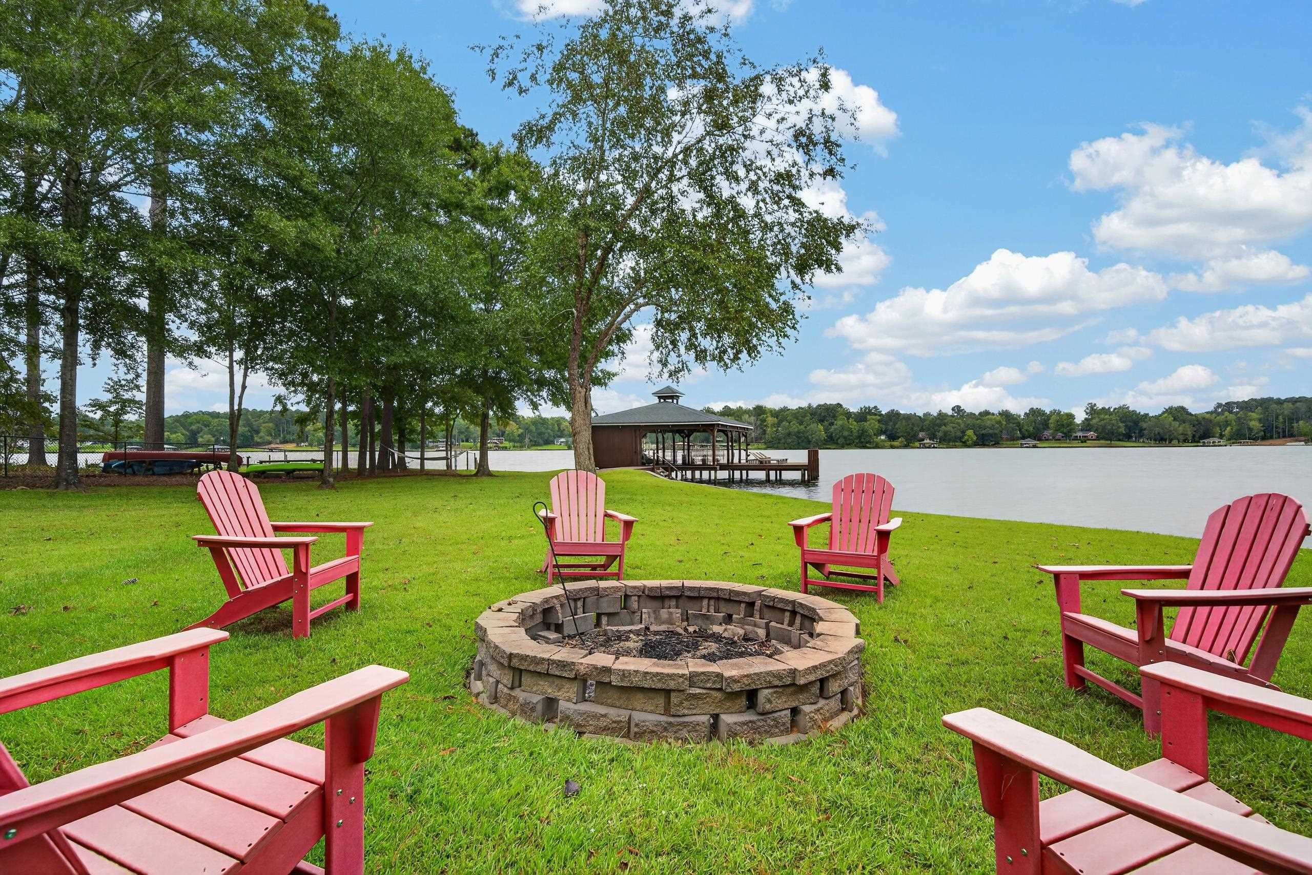 332 ROCKVILLE SPRINGS DRIVE
