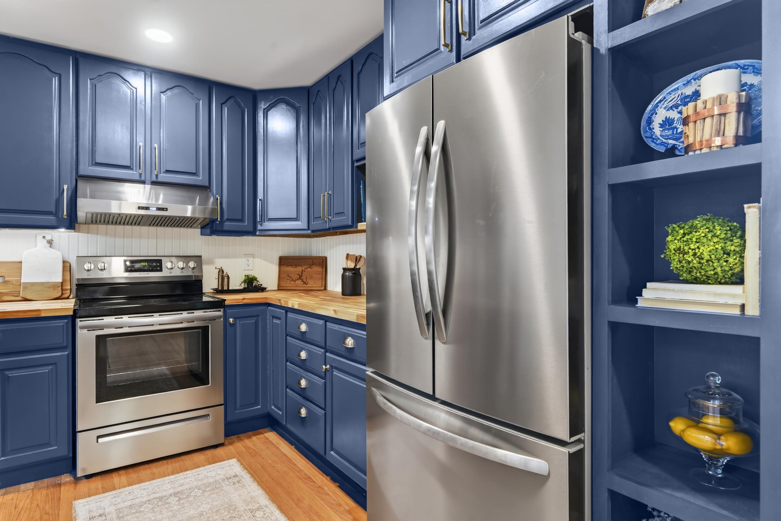 332 ROCKVILLE SPRINGS DRIVE
