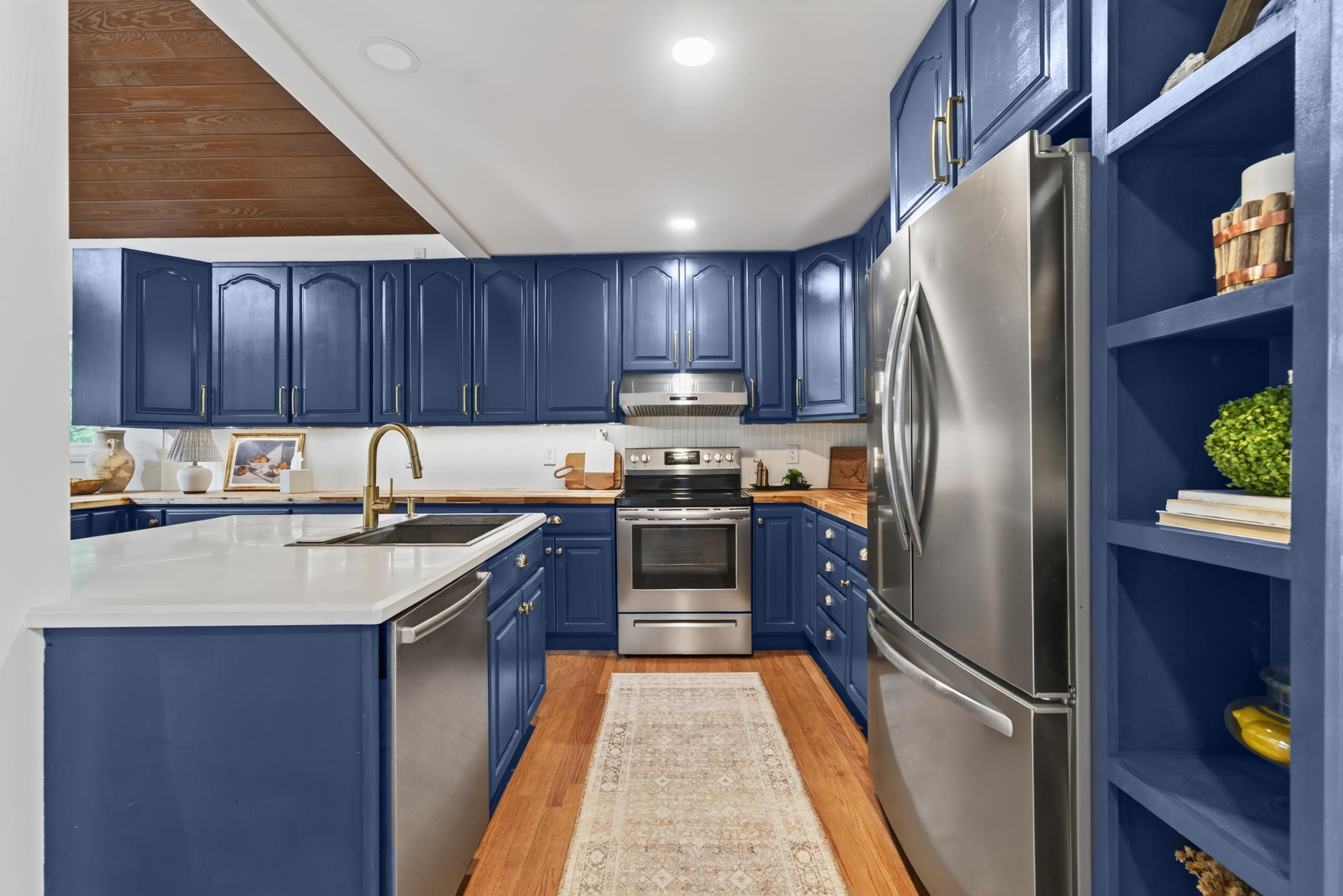 332 ROCKVILLE SPRINGS DRIVE