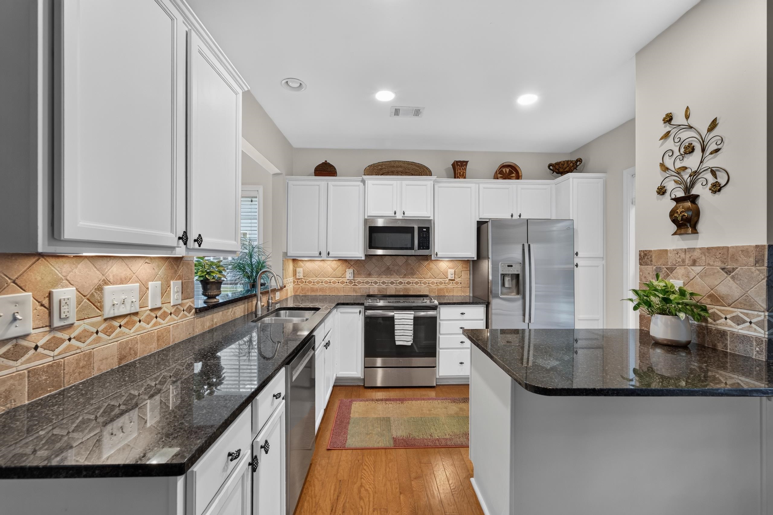 1230 SUMMER HOLLOW ROAD