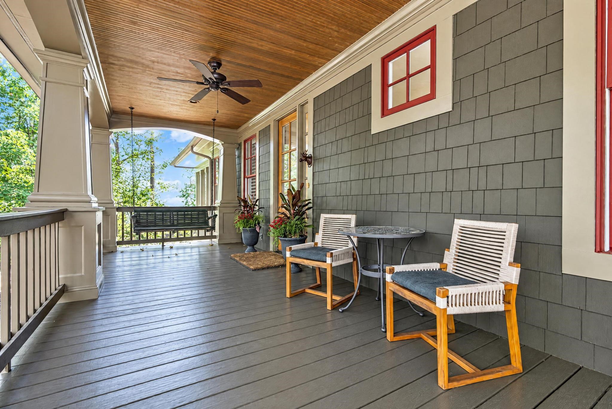 1041 LOCKETS TRAIL