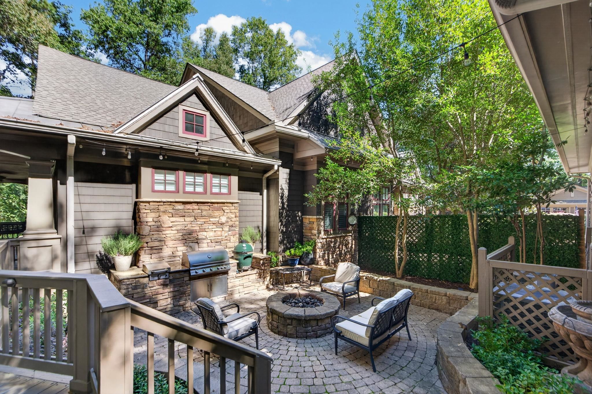 1041 LOCKETS TRAIL