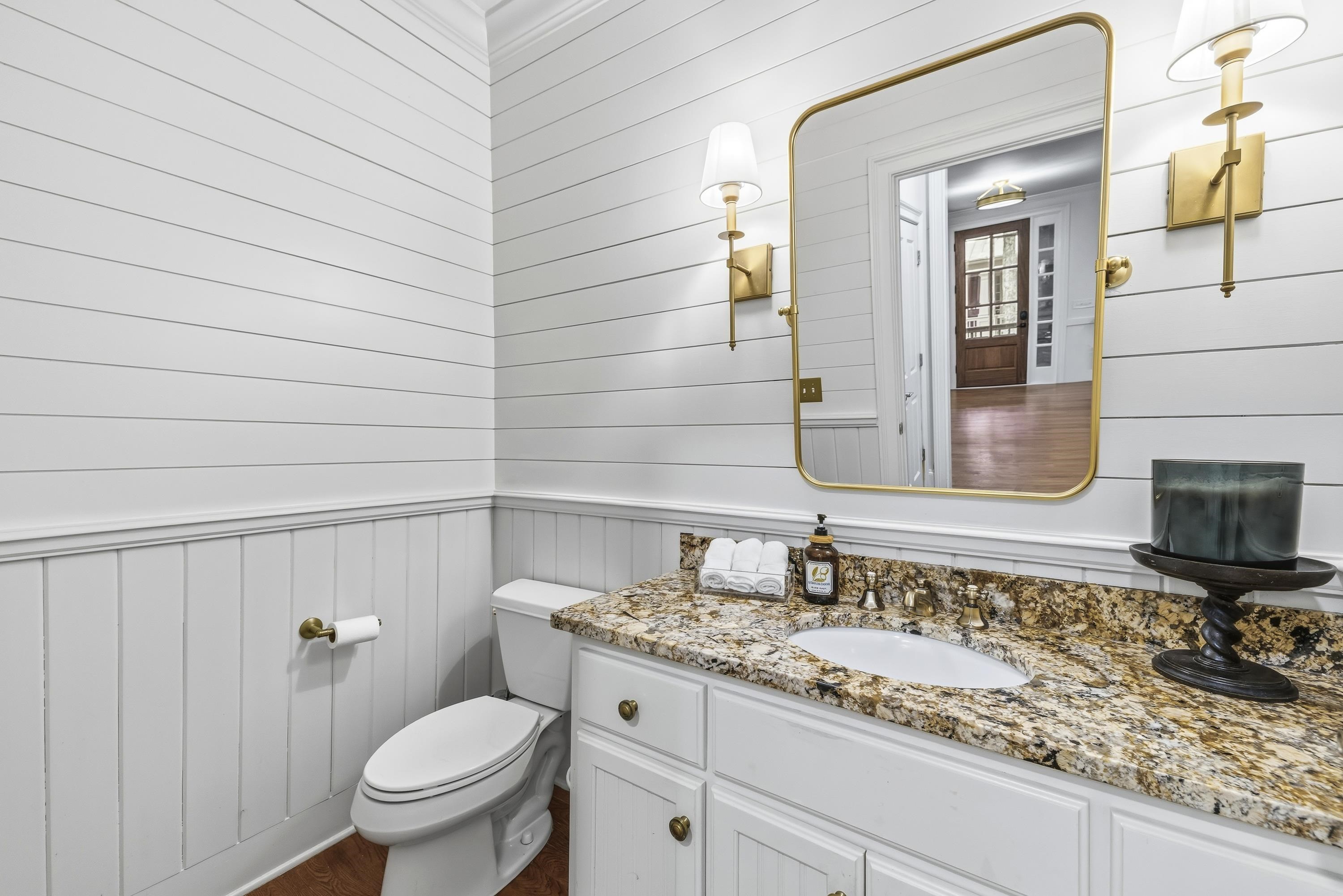 1041 LOCKETS TRAIL
