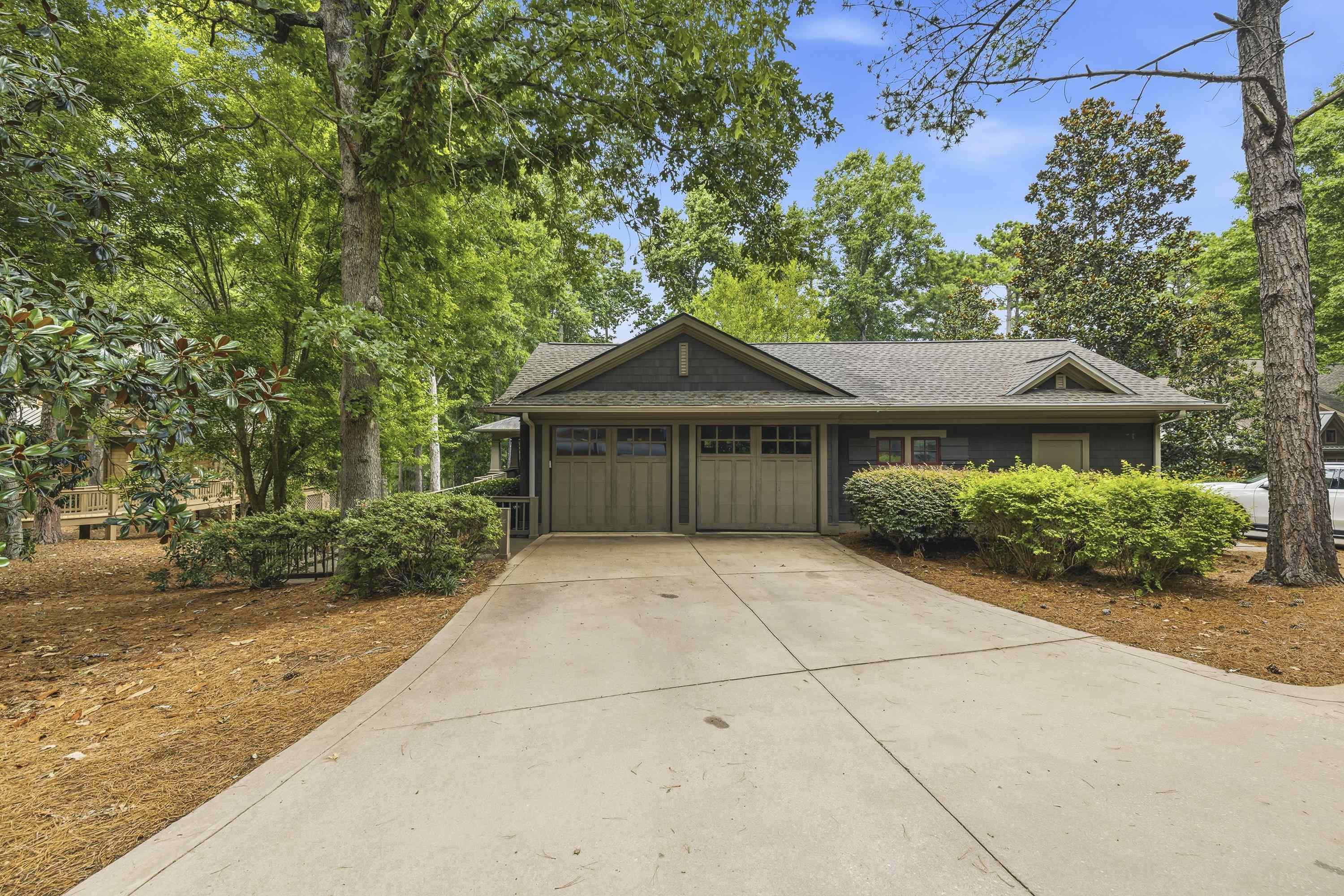 1041 LOCKETS TRAIL