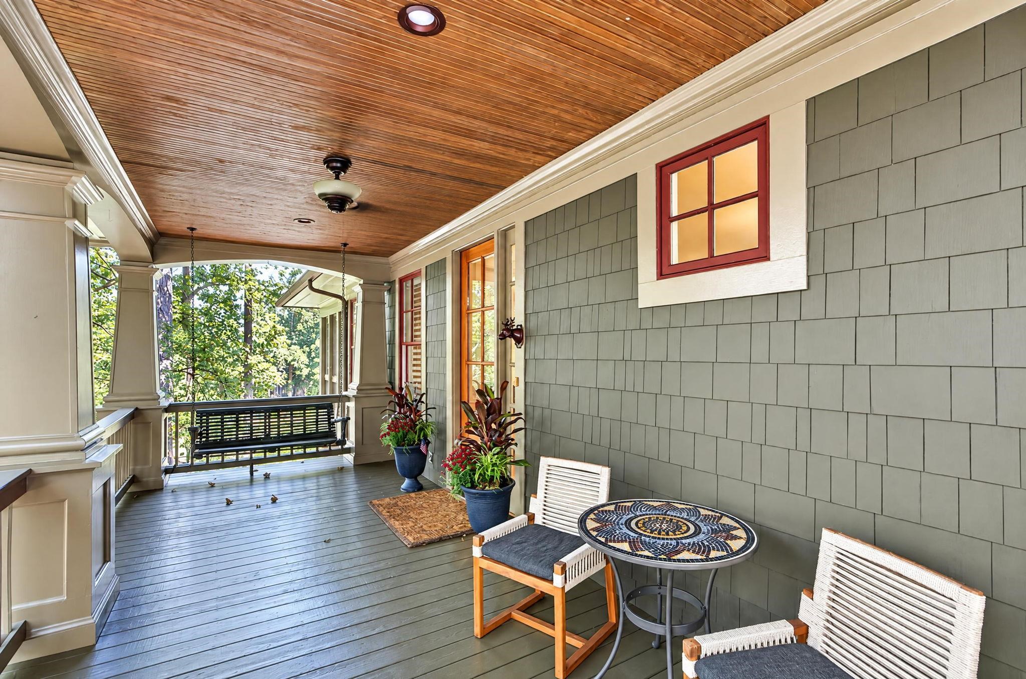 1041 LOCKETS TRAIL