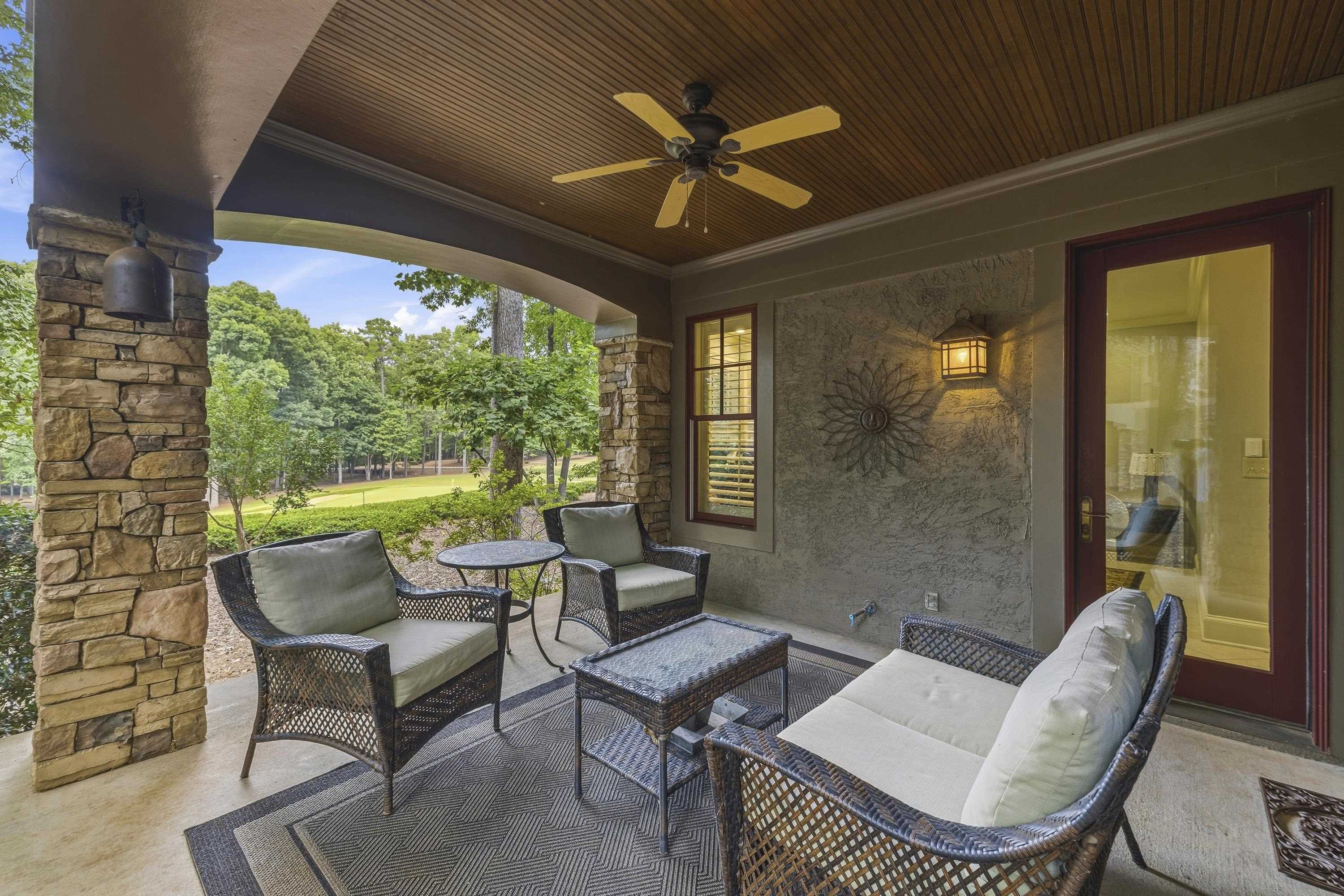 1041 LOCKETS TRAIL