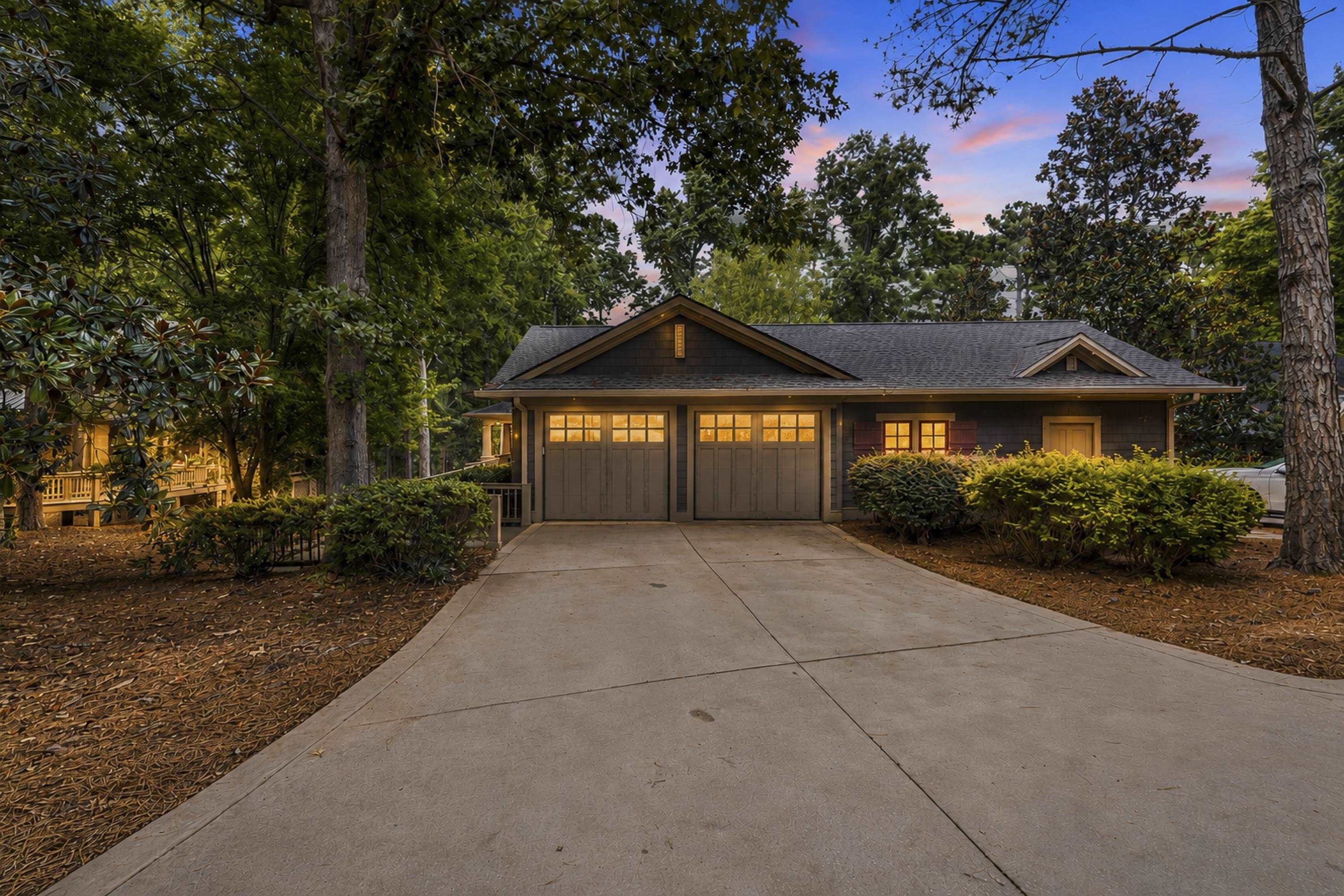 1041 LOCKETS TRAIL