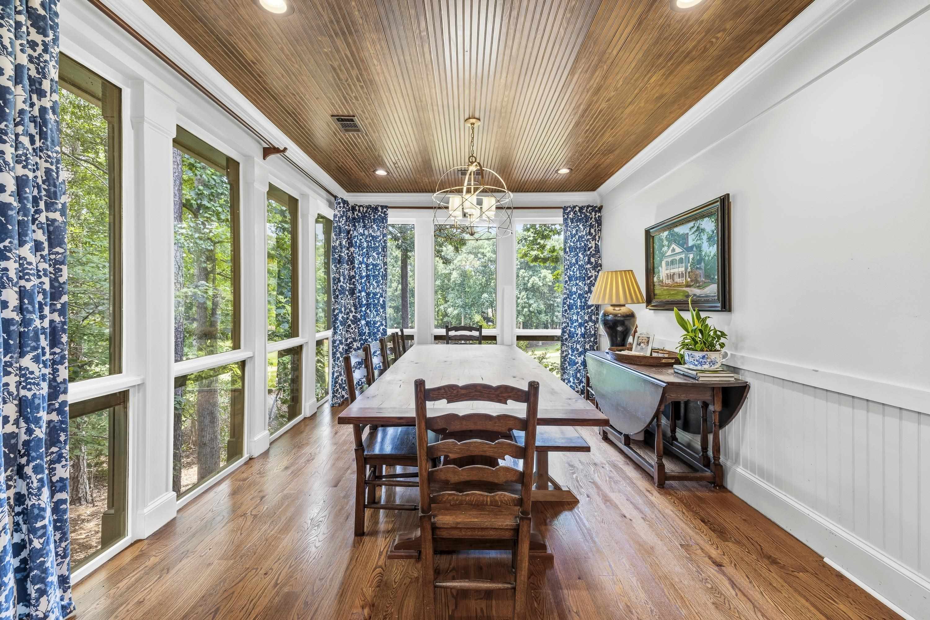 1041 LOCKETS TRAIL