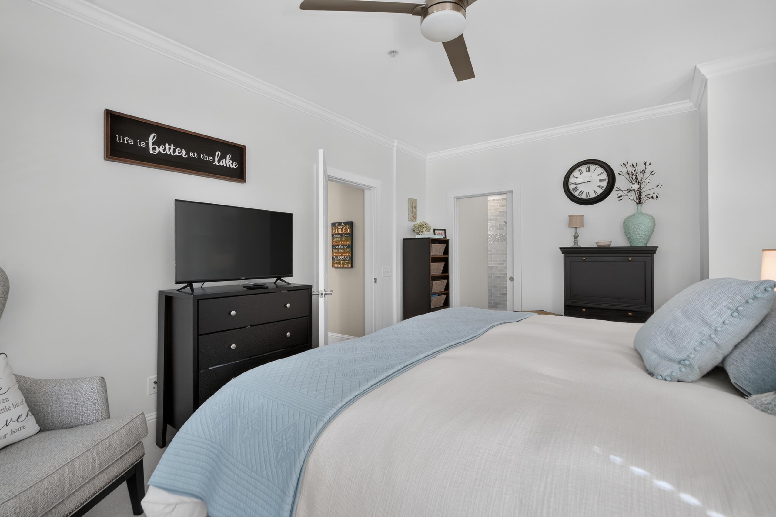 1020 C CREEKSIDE