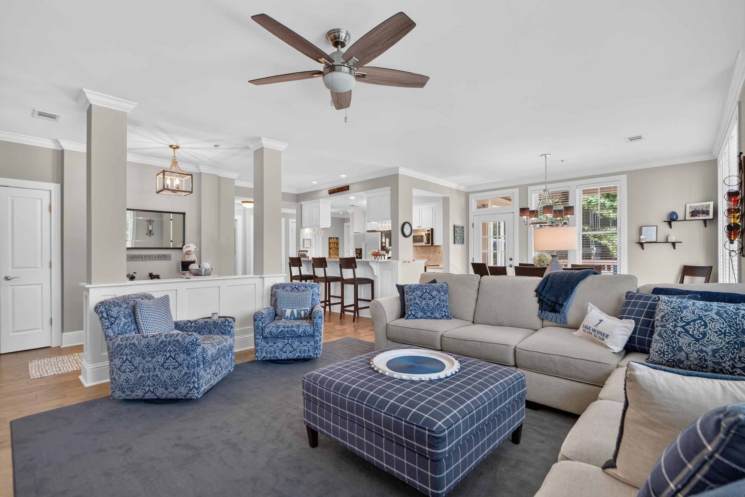 1020 C CREEKSIDE