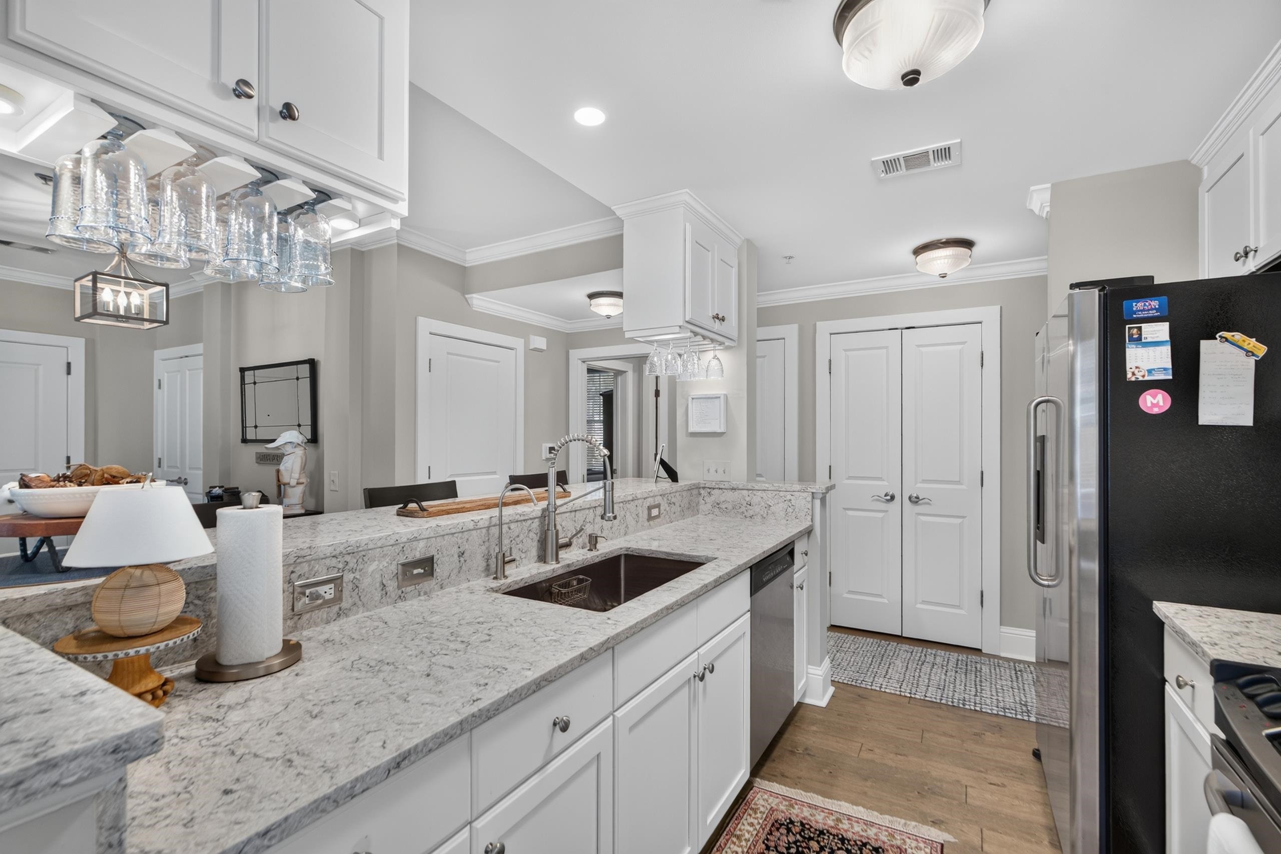 1020 C CREEKSIDE
