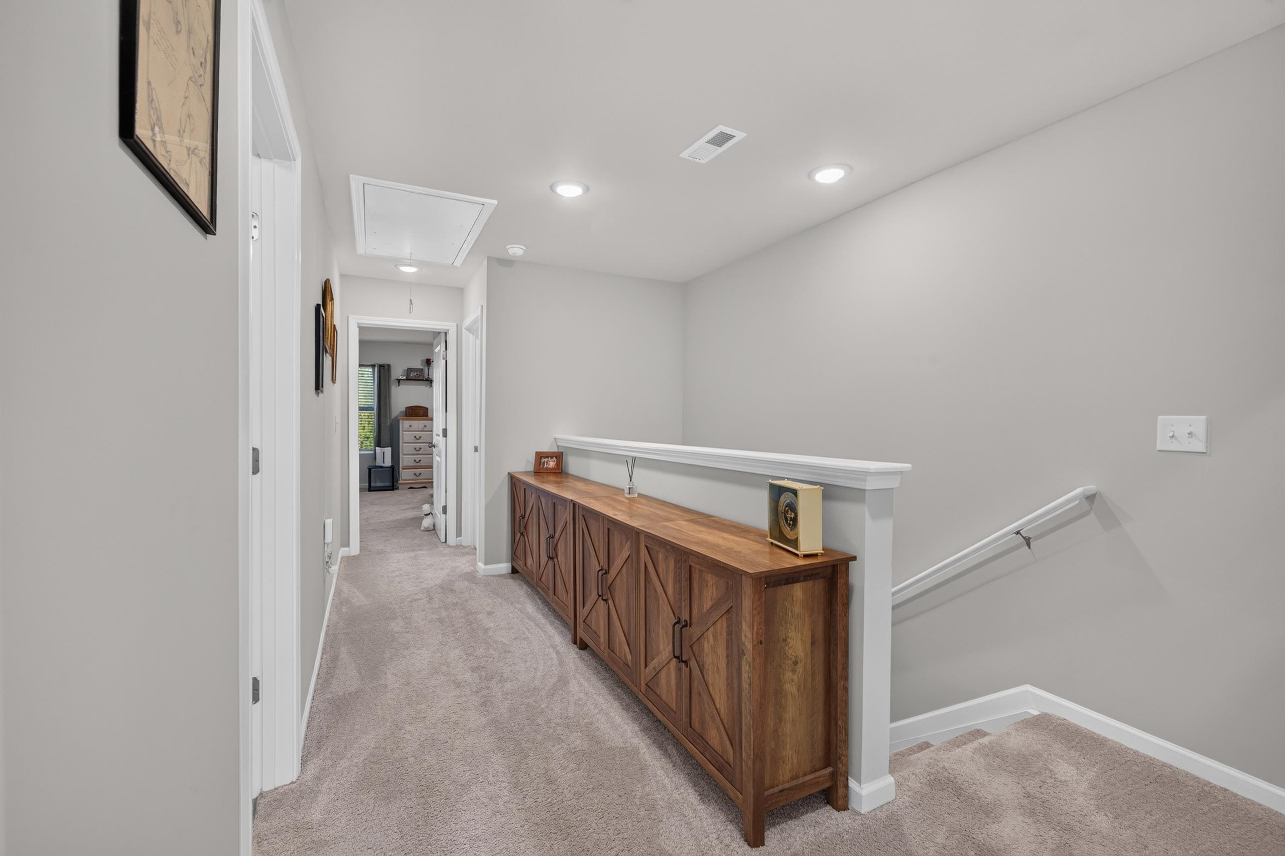 105 CRANE LANE