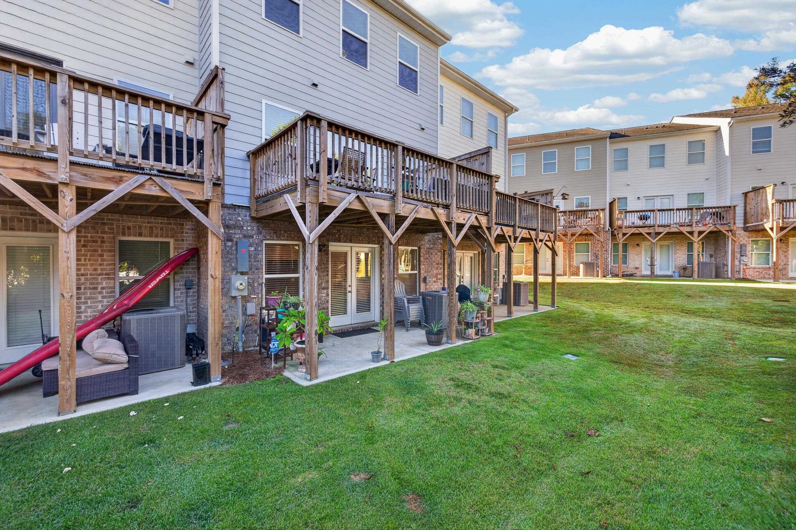 105 CRANE LANE