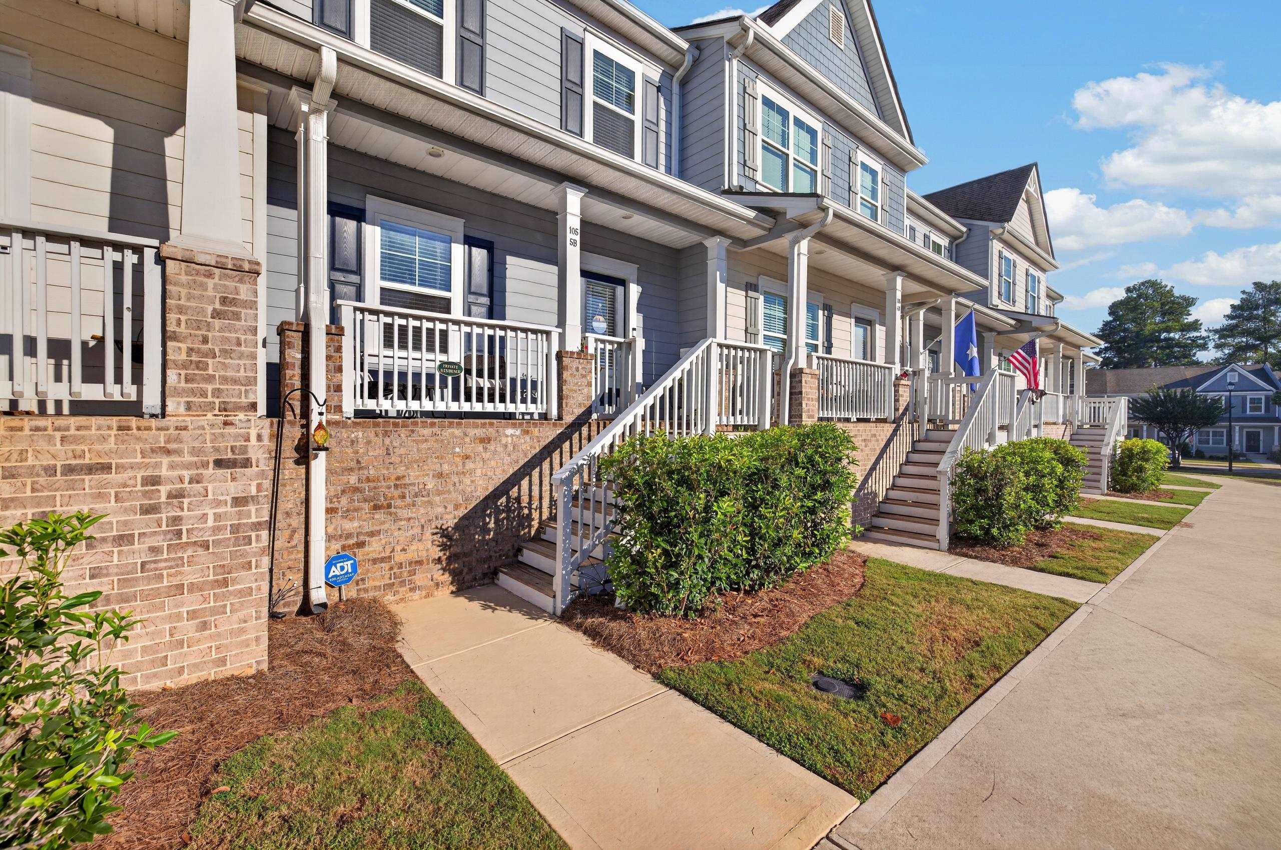 105 CRANE LANE