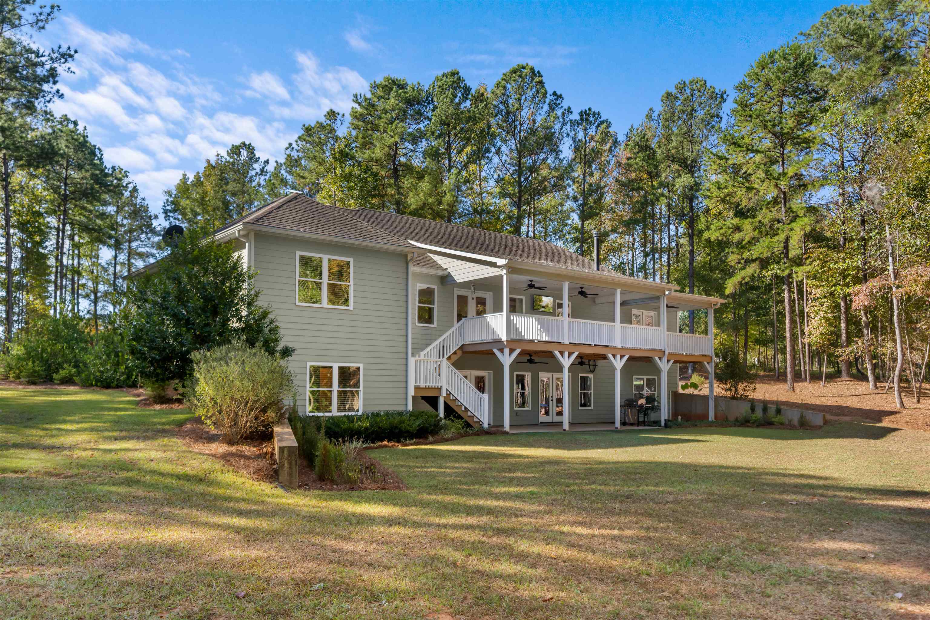 198 DEERFIELD LANE