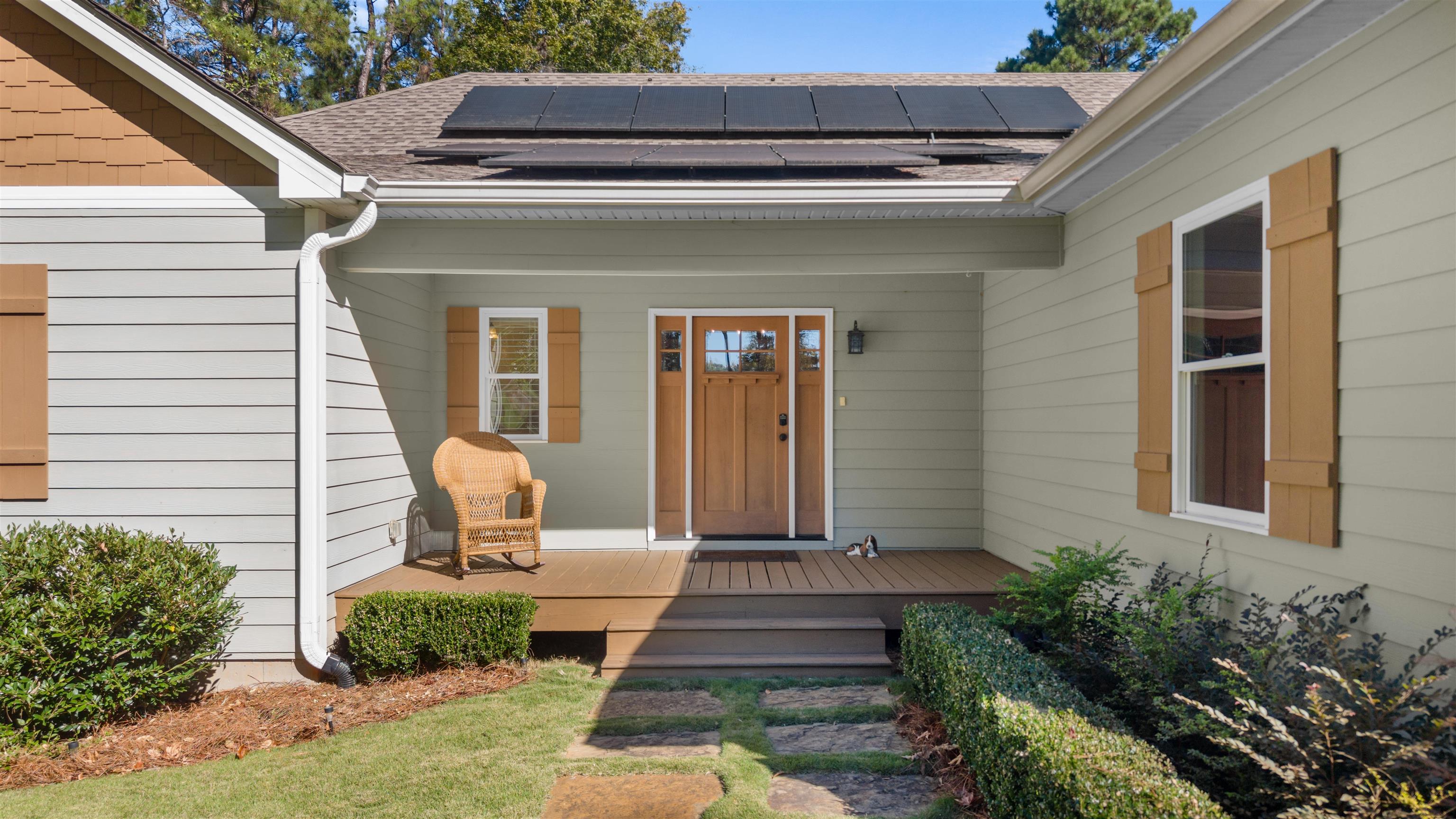 198 DEERFIELD LANE