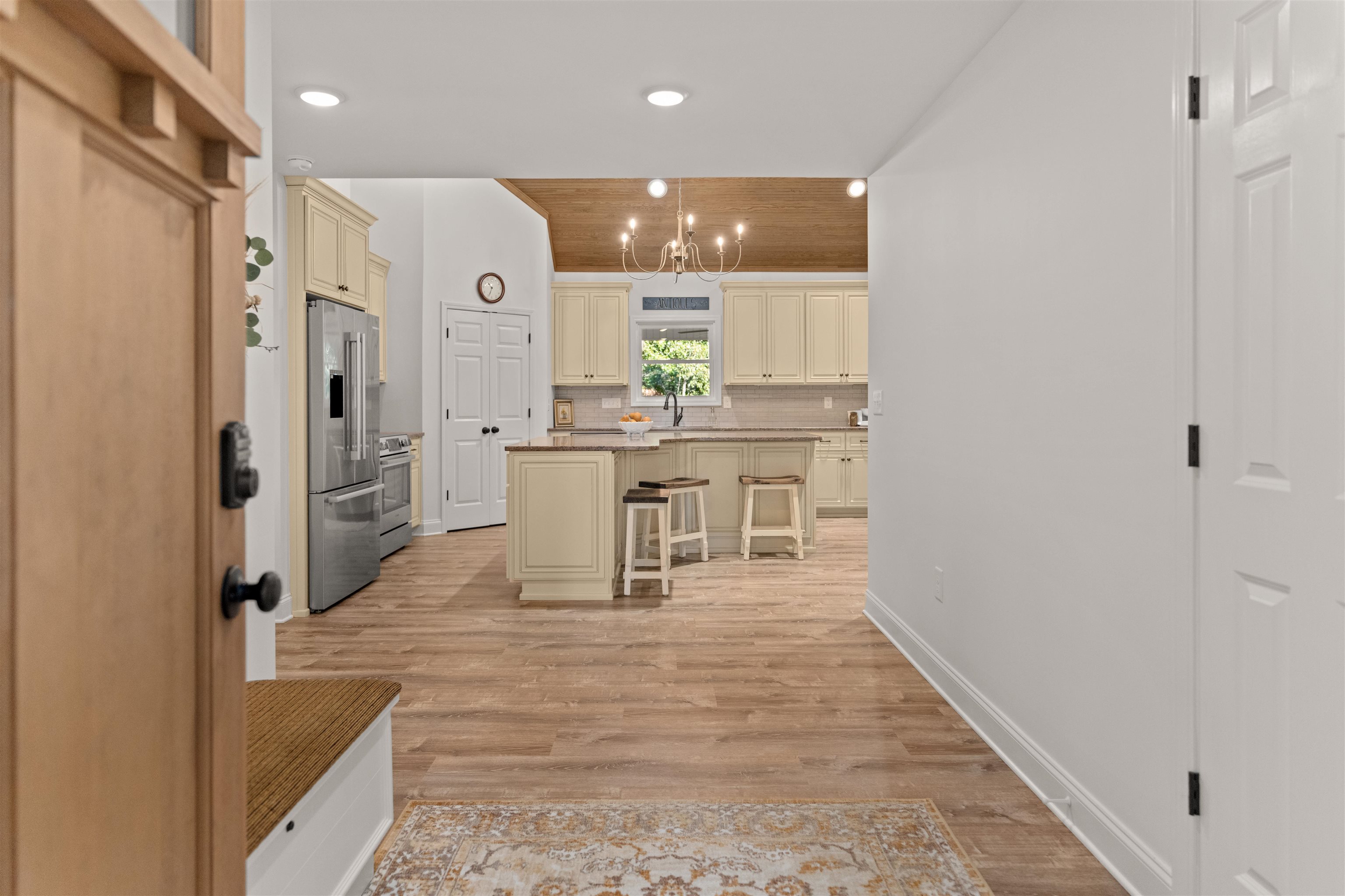 198 DEERFIELD LANE