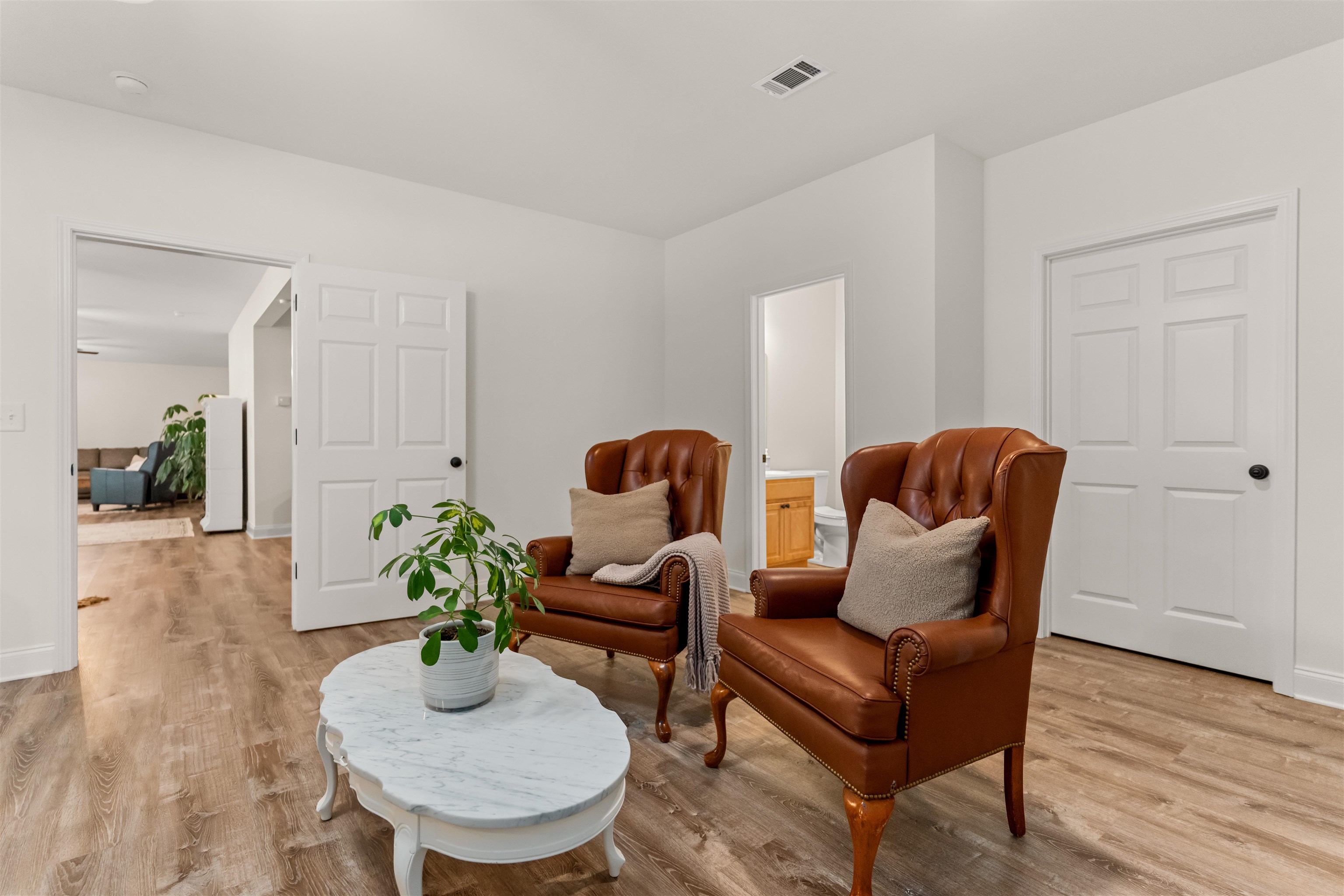 198 DEERFIELD LANE