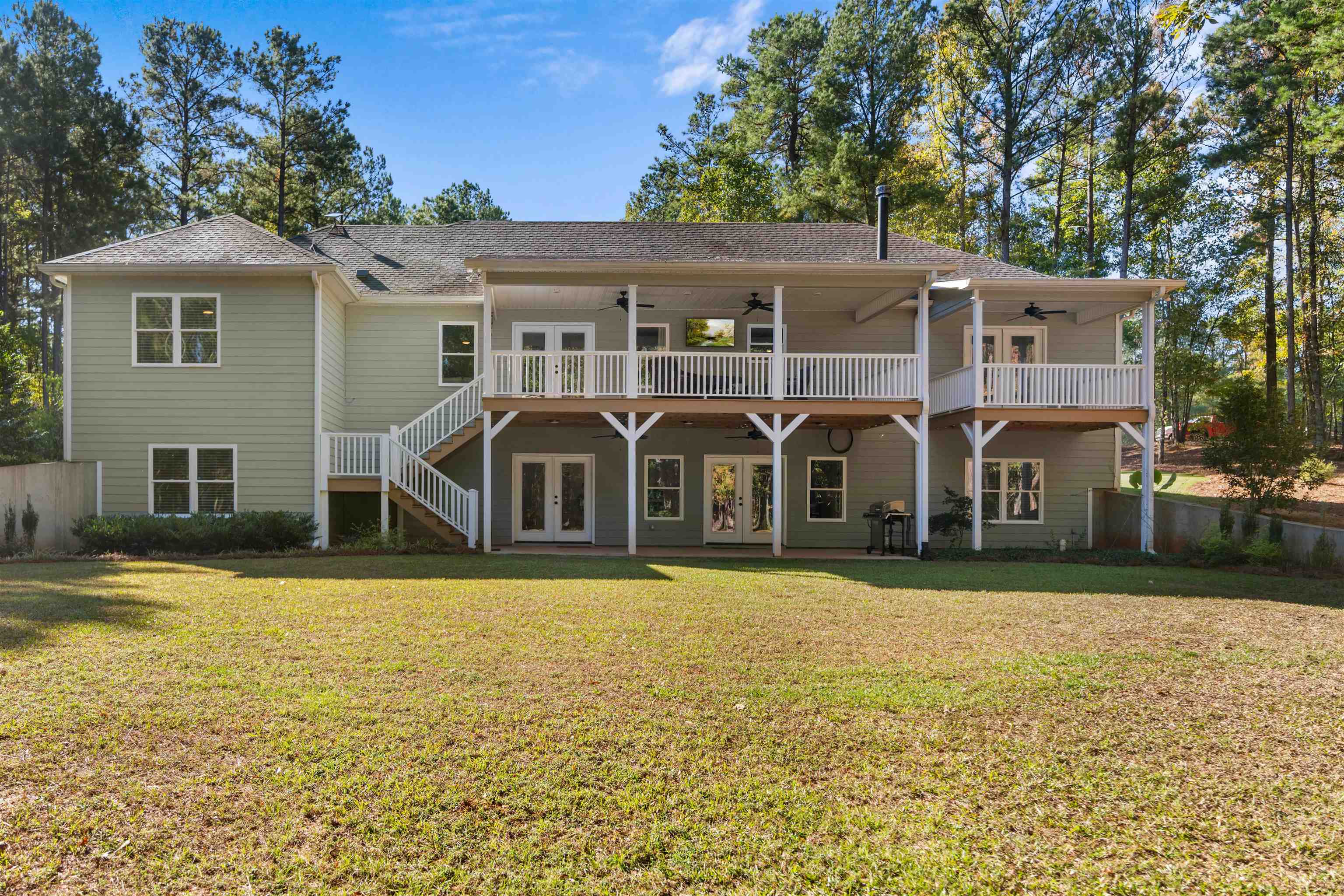 198 DEERFIELD LANE
