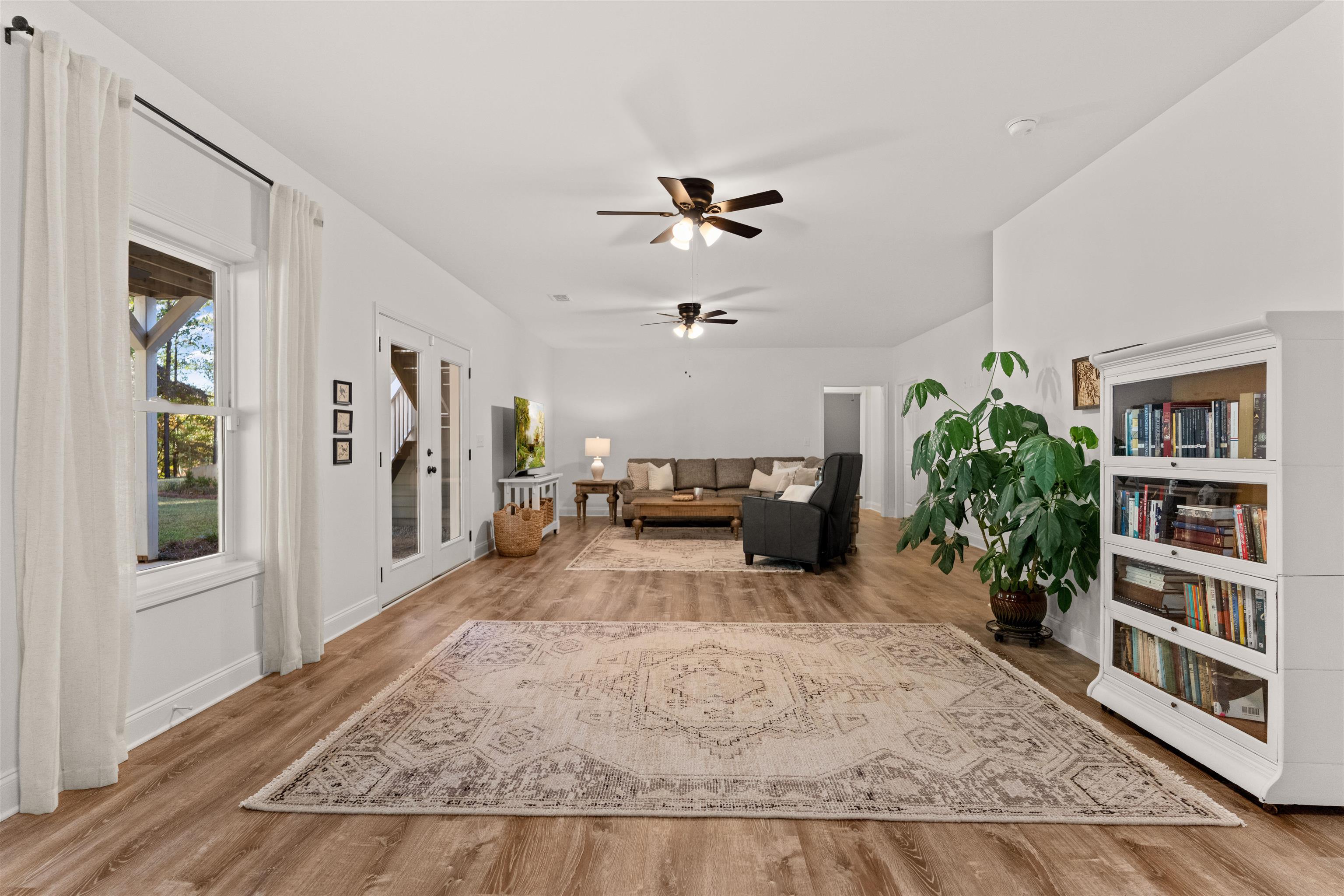 198 DEERFIELD LANE