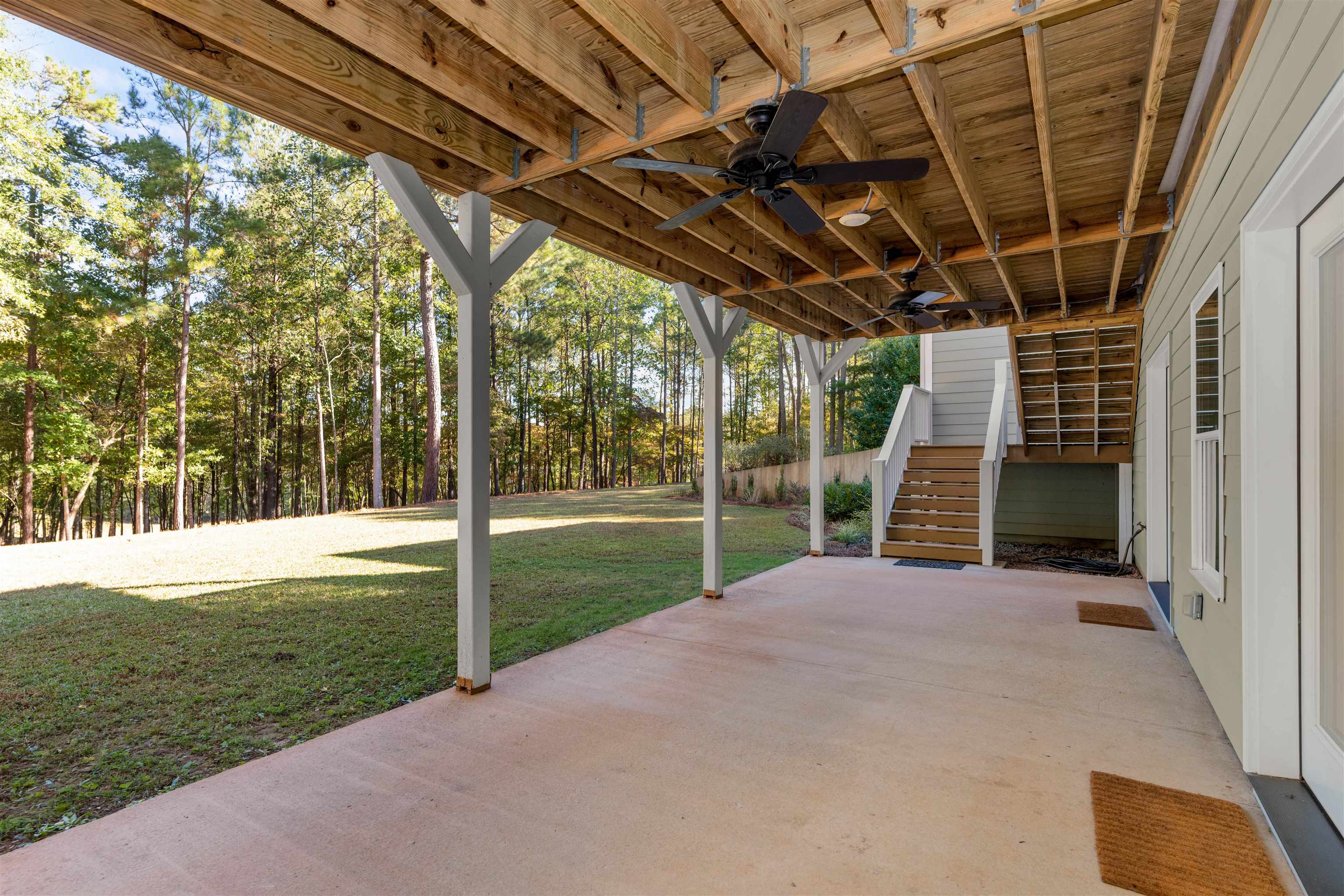 198 DEERFIELD LANE
