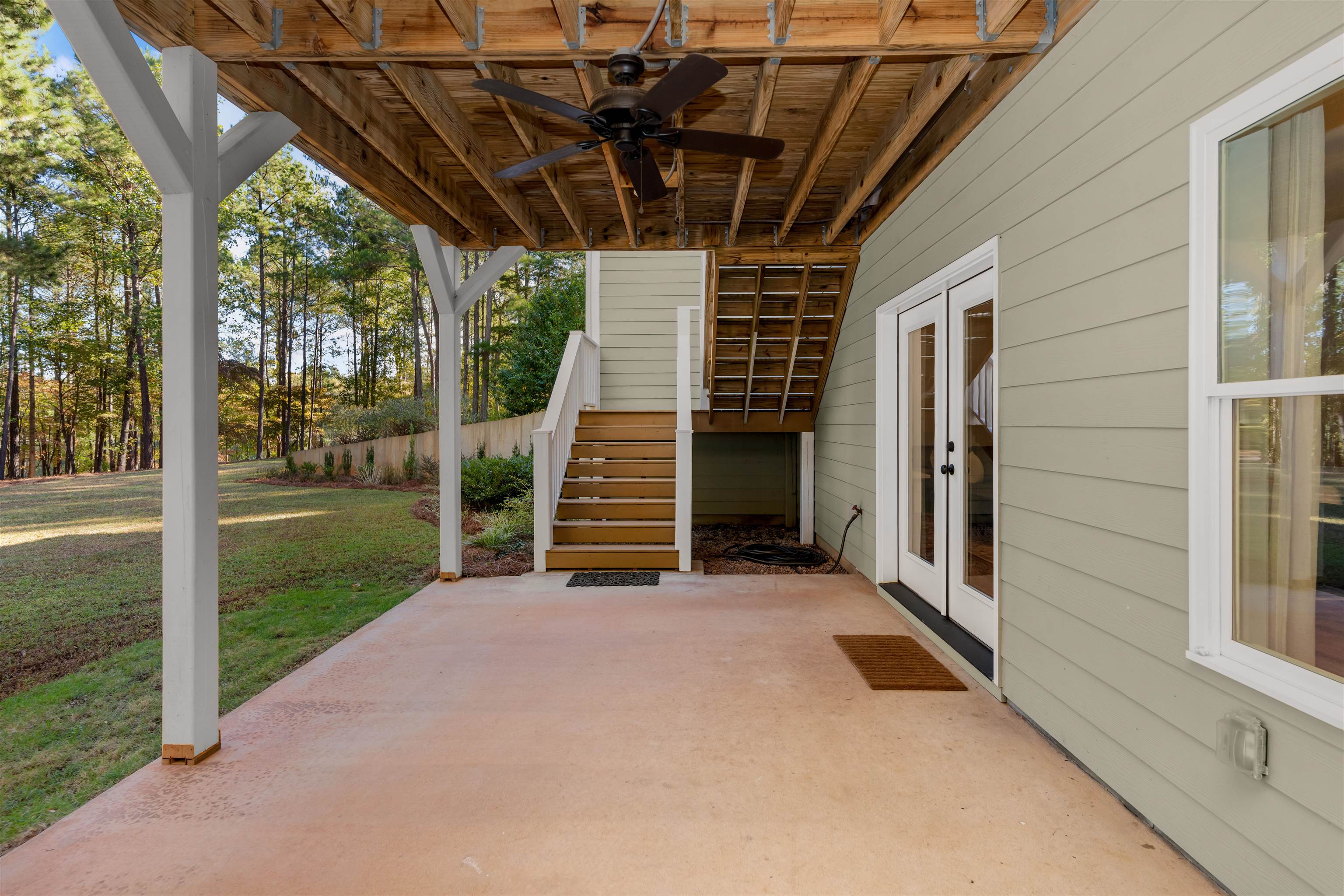 198 DEERFIELD LANE