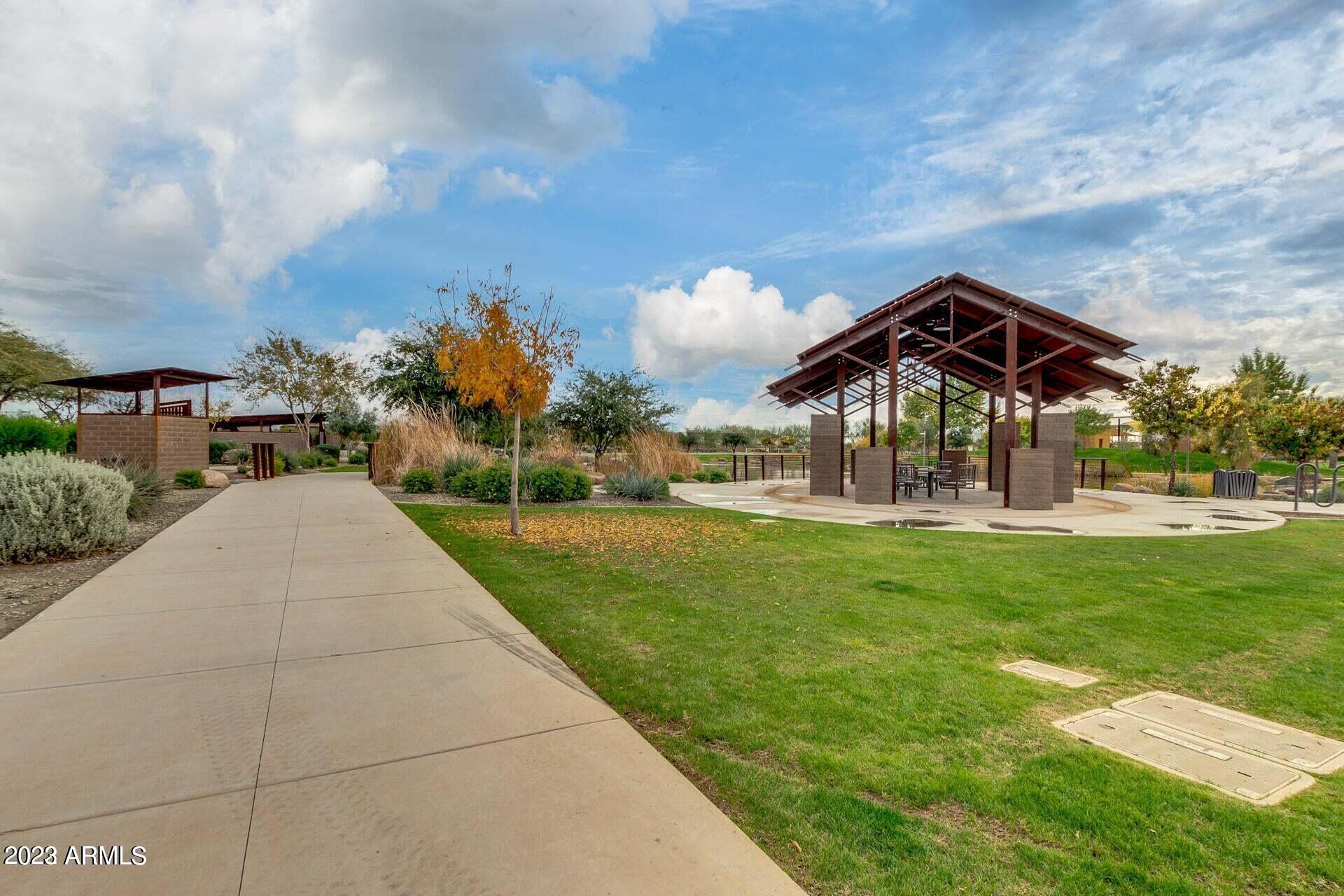 9712 E RAINBOW Avenue