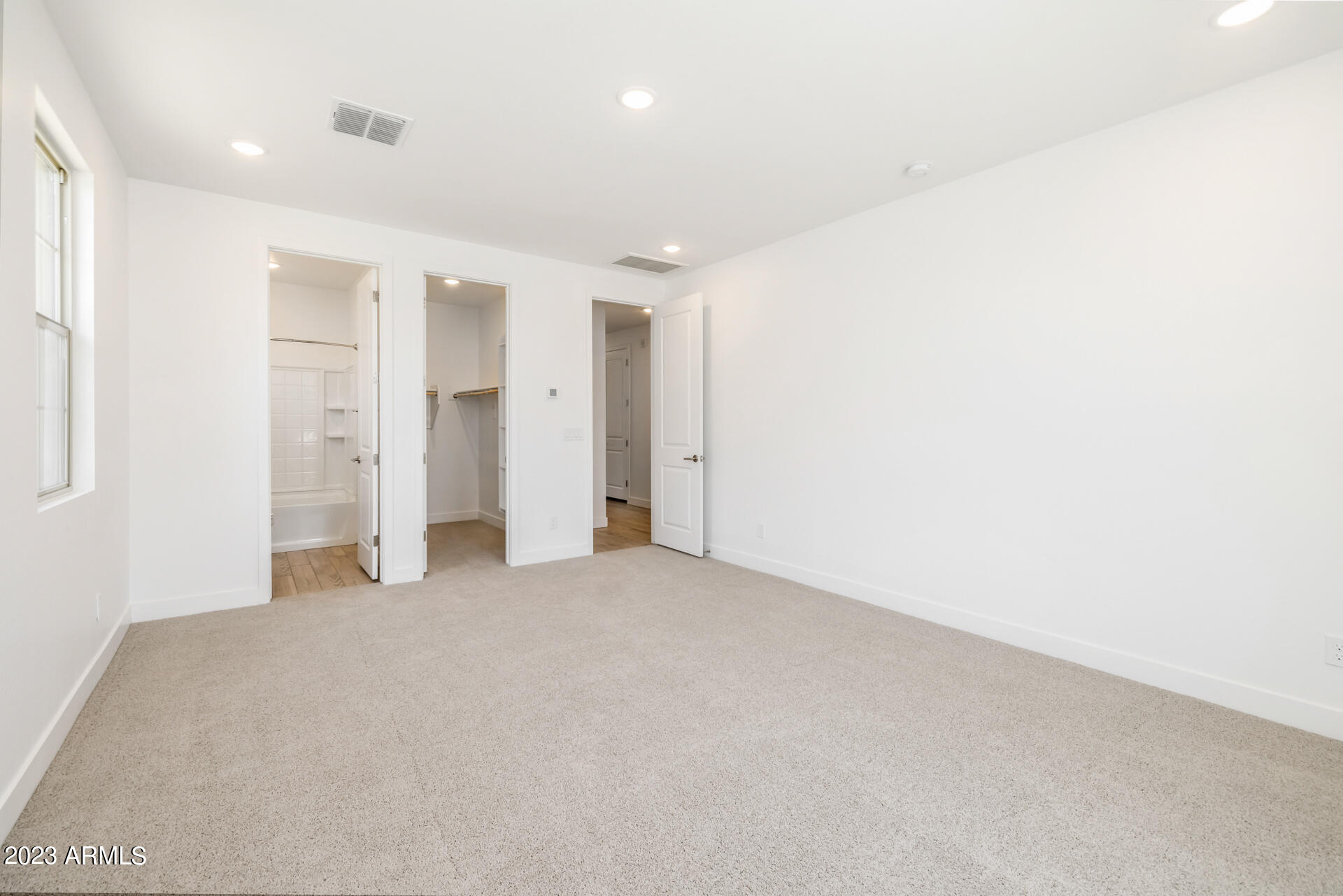 9712 E RAINBOW Avenue