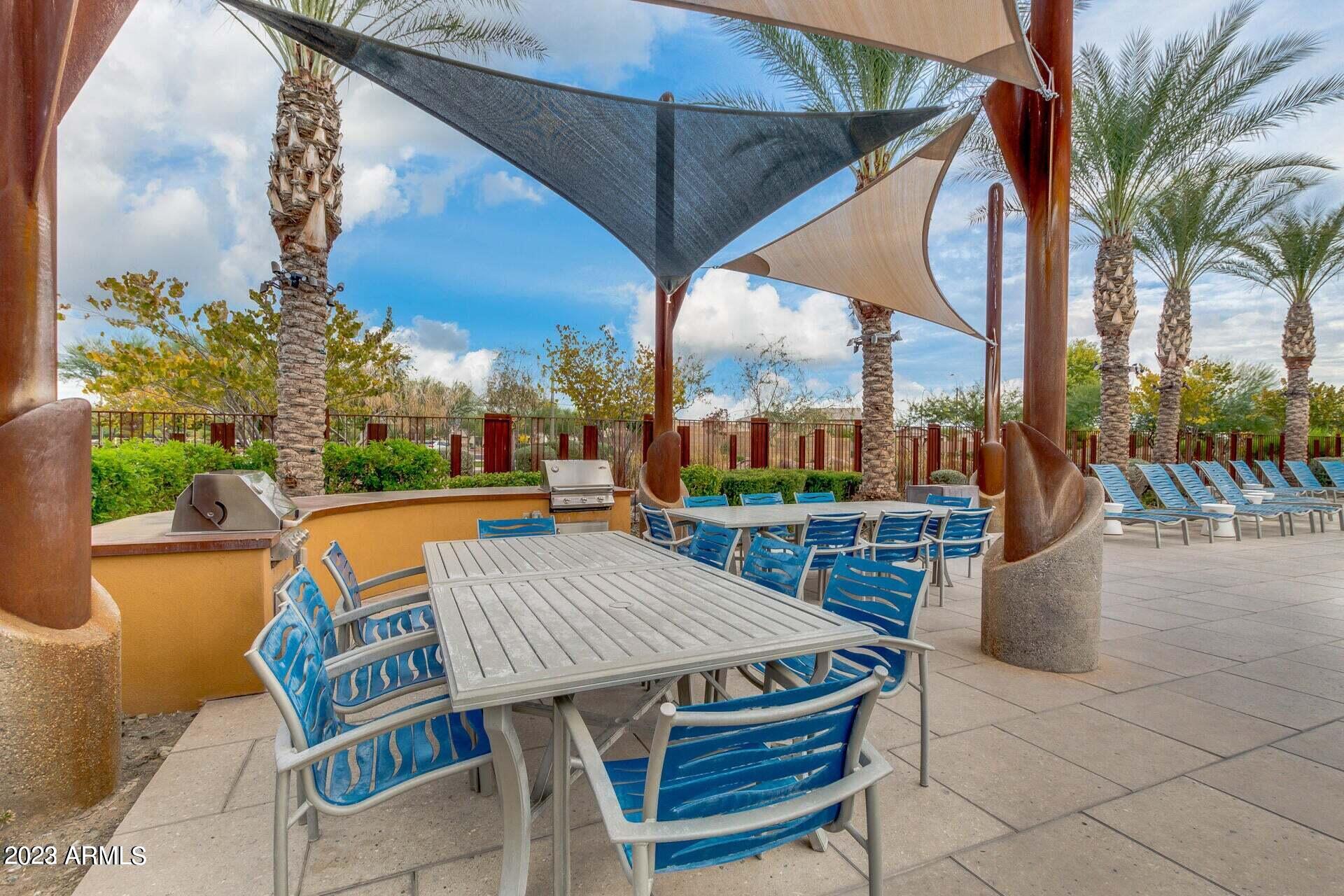 9712 E RAINBOW Avenue