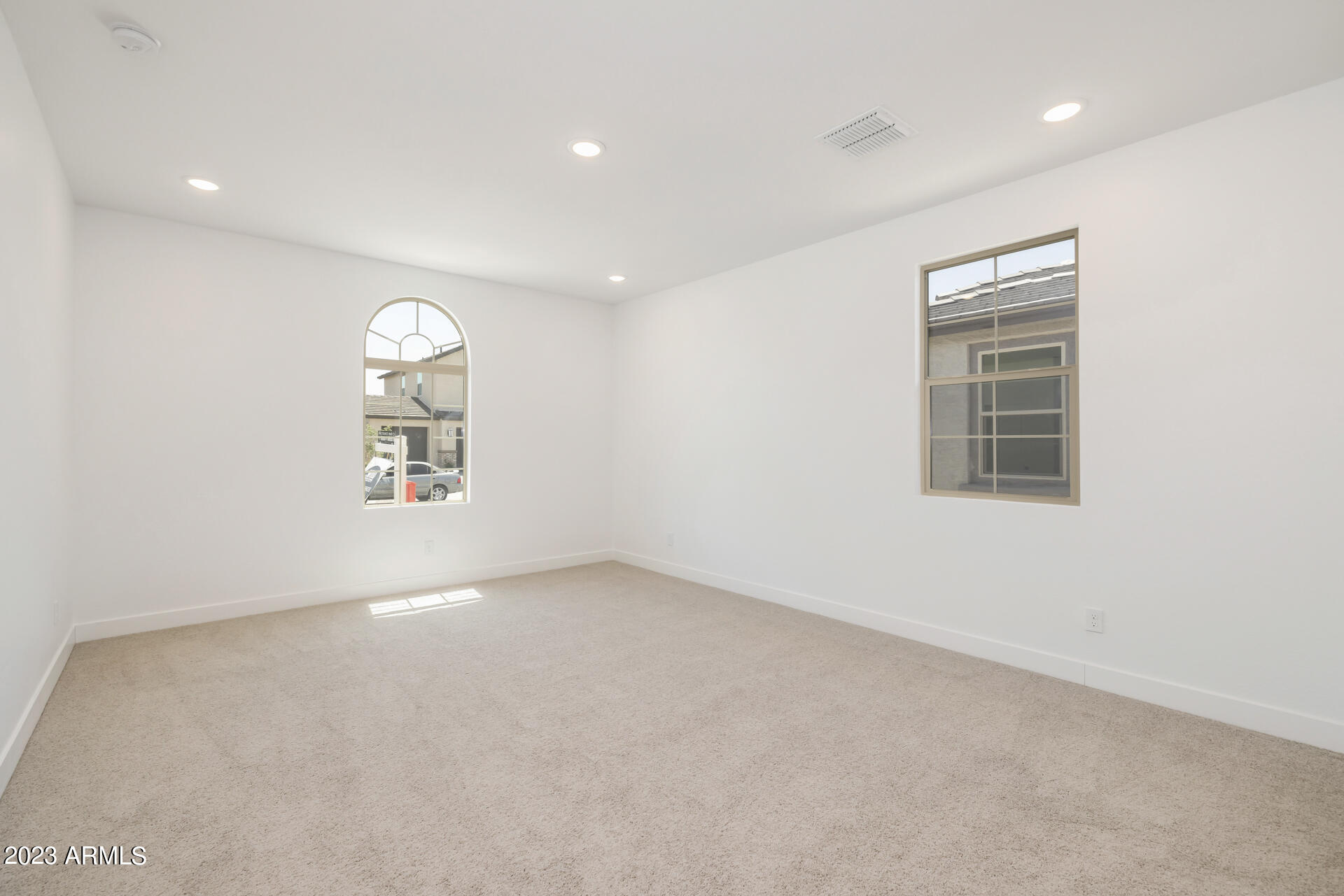 9712 E RAINBOW Avenue