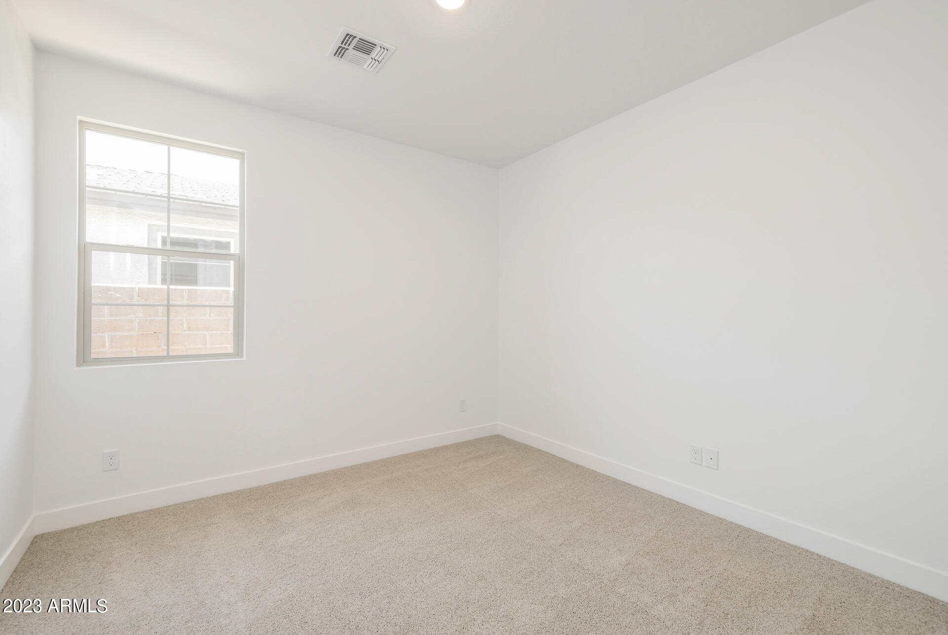 9712 E RAINBOW Avenue