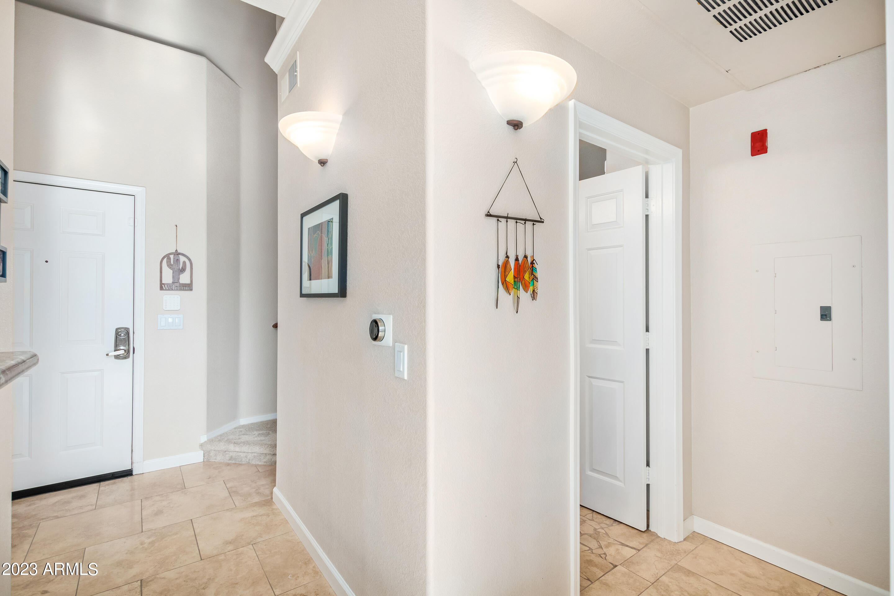 420 W 1ST Street, 328