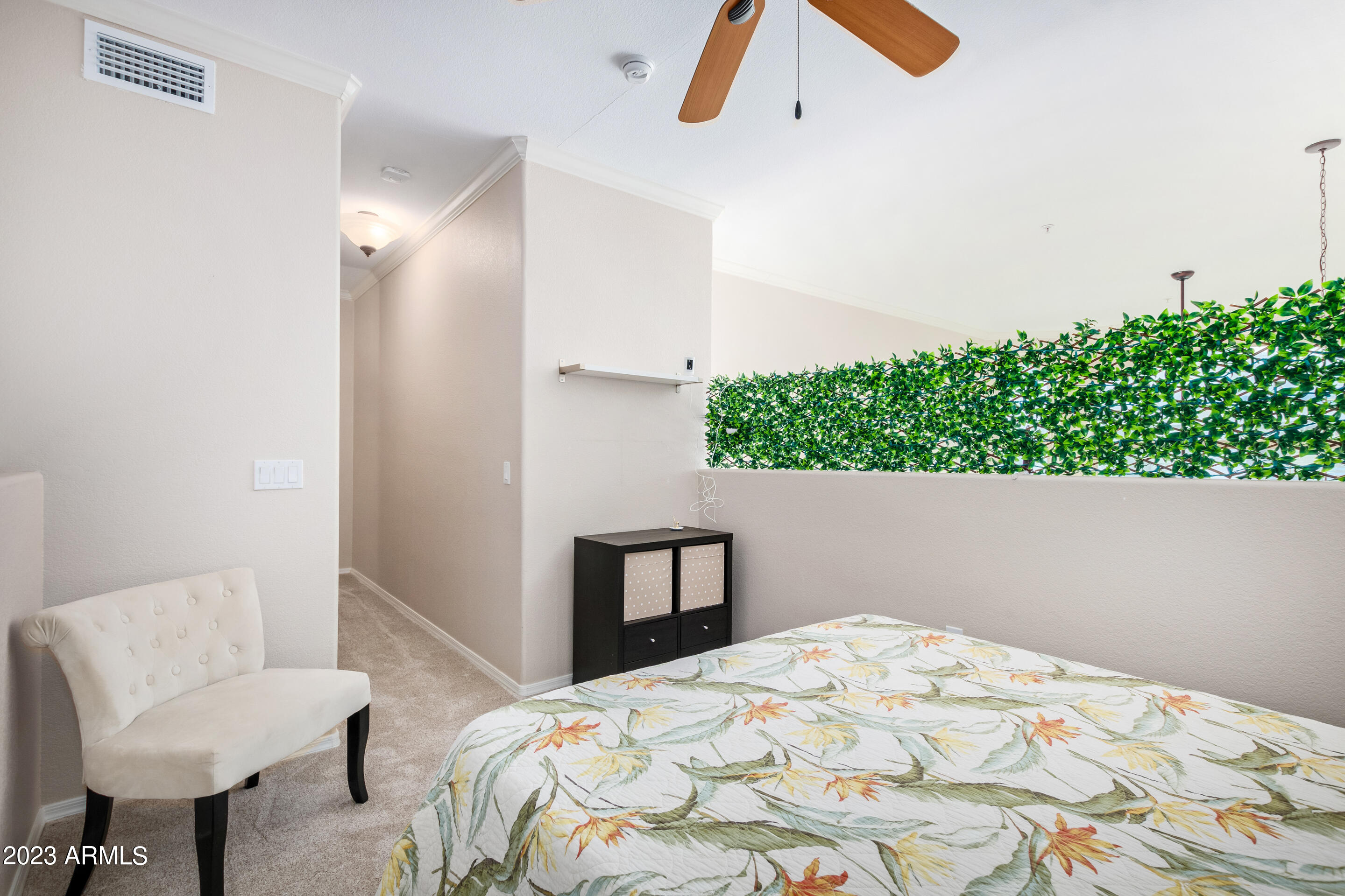 420 W 1ST Street, 328