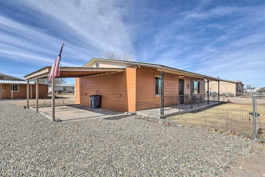 10302 N CENTRAL Highway