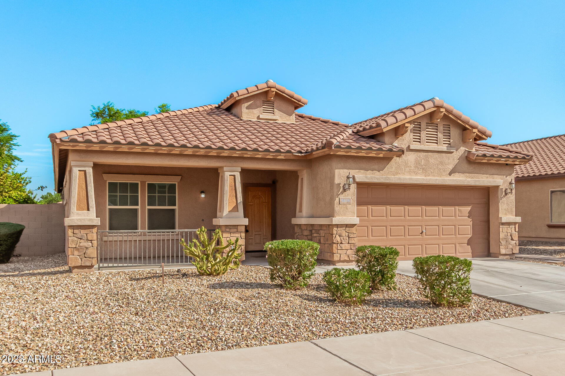 5638 W PEDRO Lane