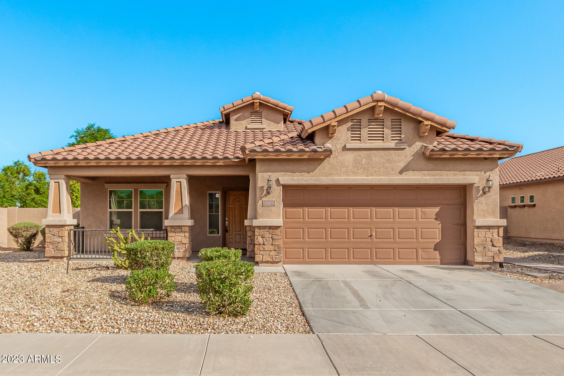 5638 W PEDRO Lane