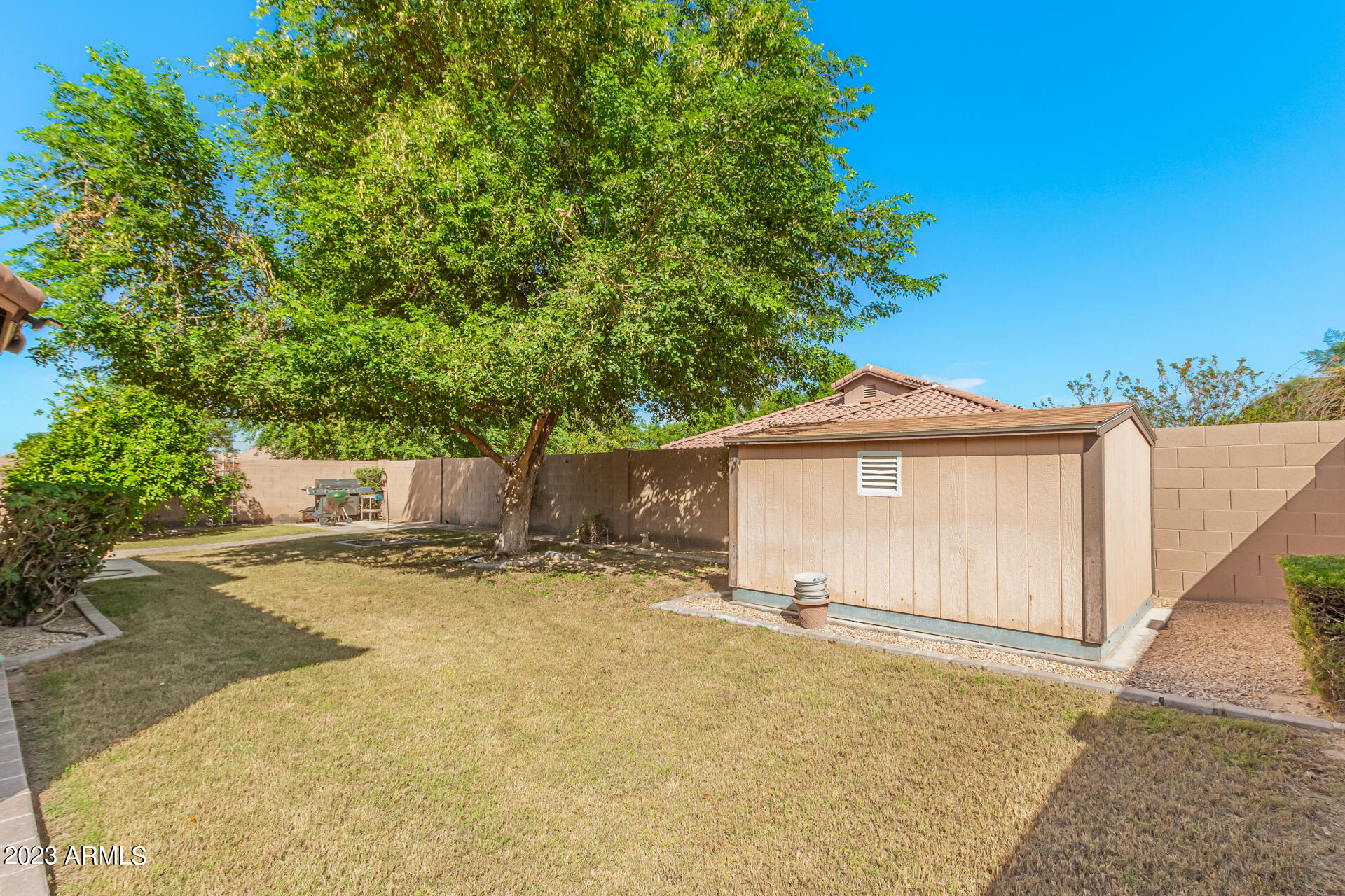 5638 W PEDRO Lane