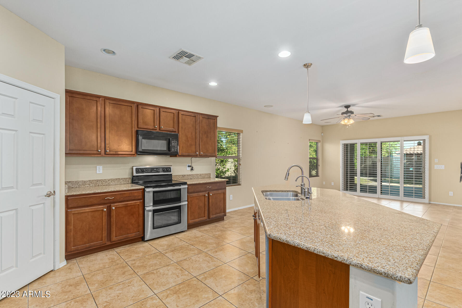 5638 W PEDRO Lane