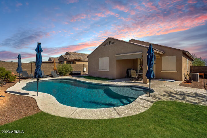 346 S 192ND Drive
