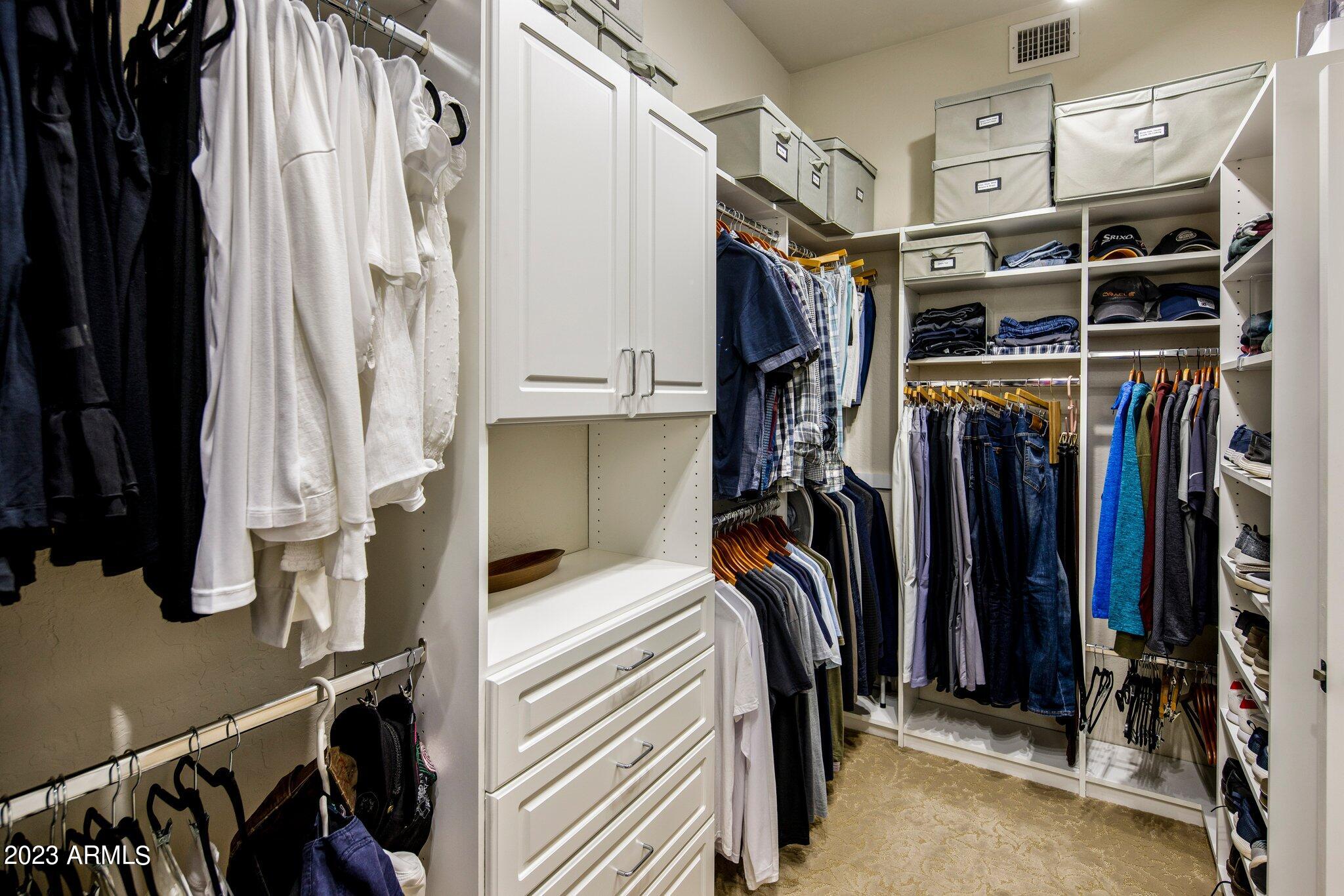 753 E DESERT FLOWER Lane