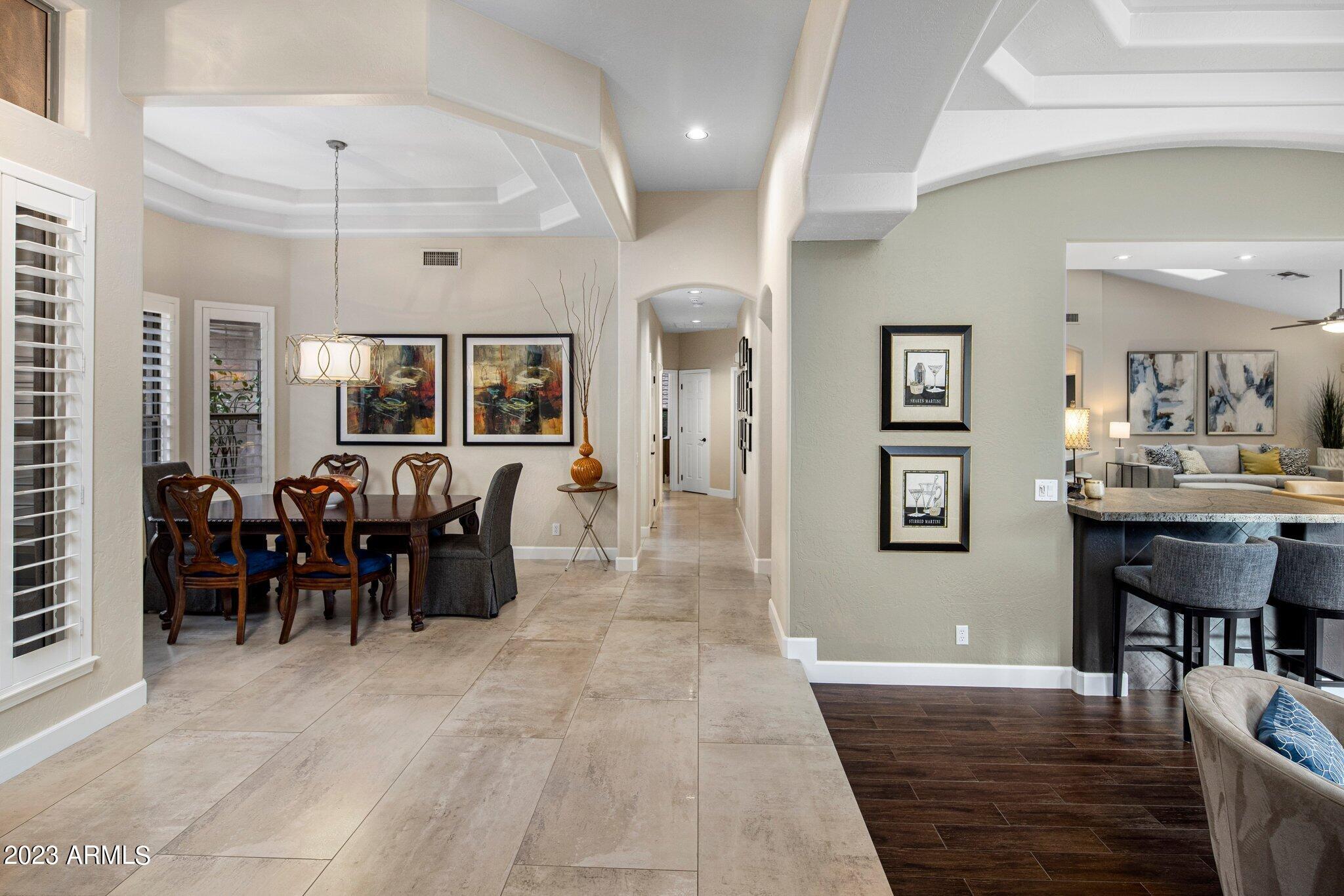 753 E DESERT FLOWER Lane