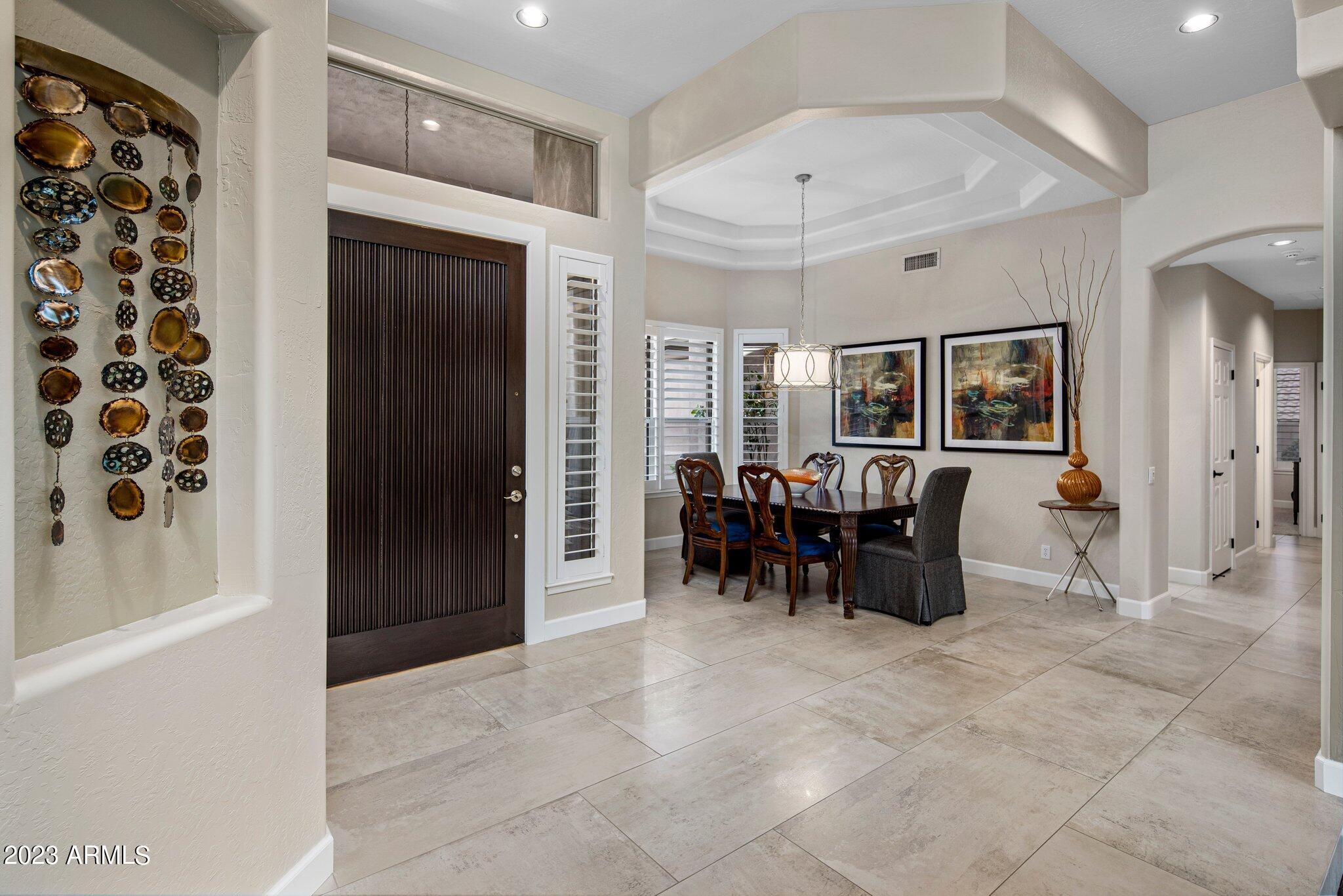 753 E DESERT FLOWER Lane