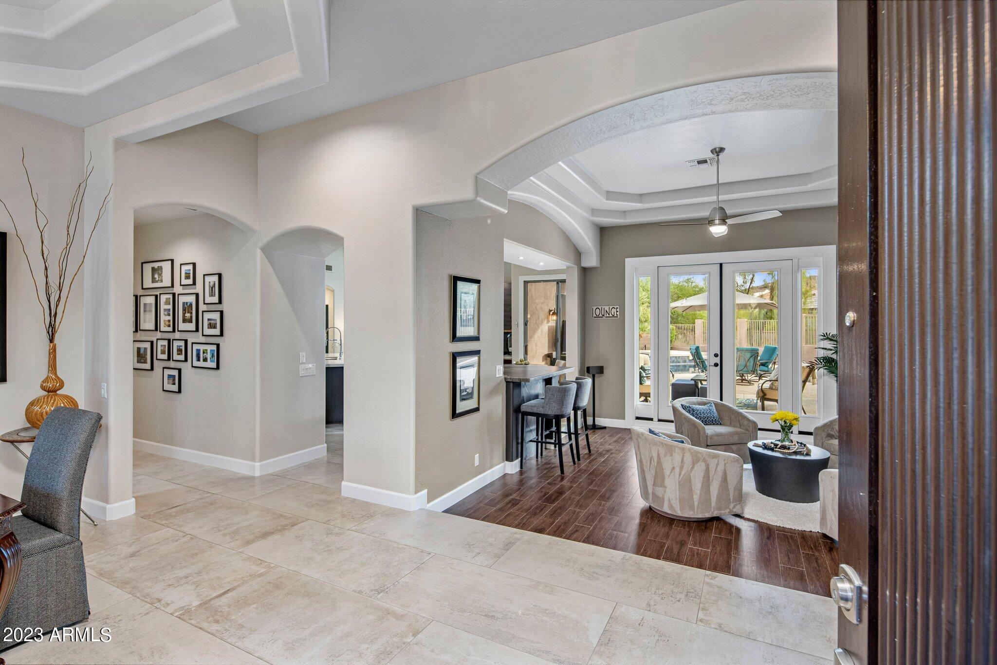 753 E DESERT FLOWER Lane