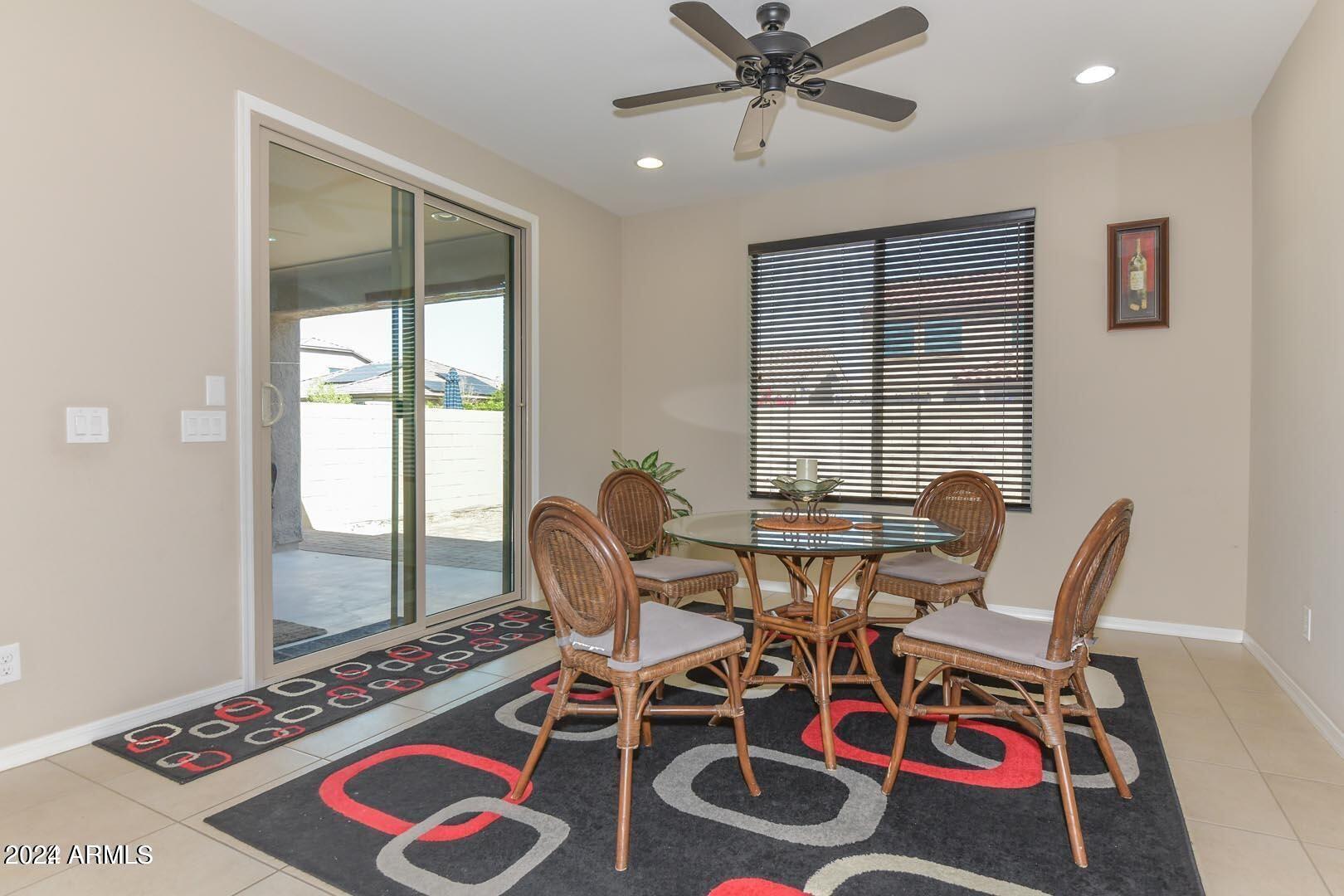10742 W PRICKLY PEAR Trail