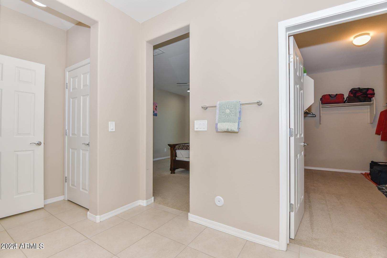 10742 W PRICKLY PEAR Trail