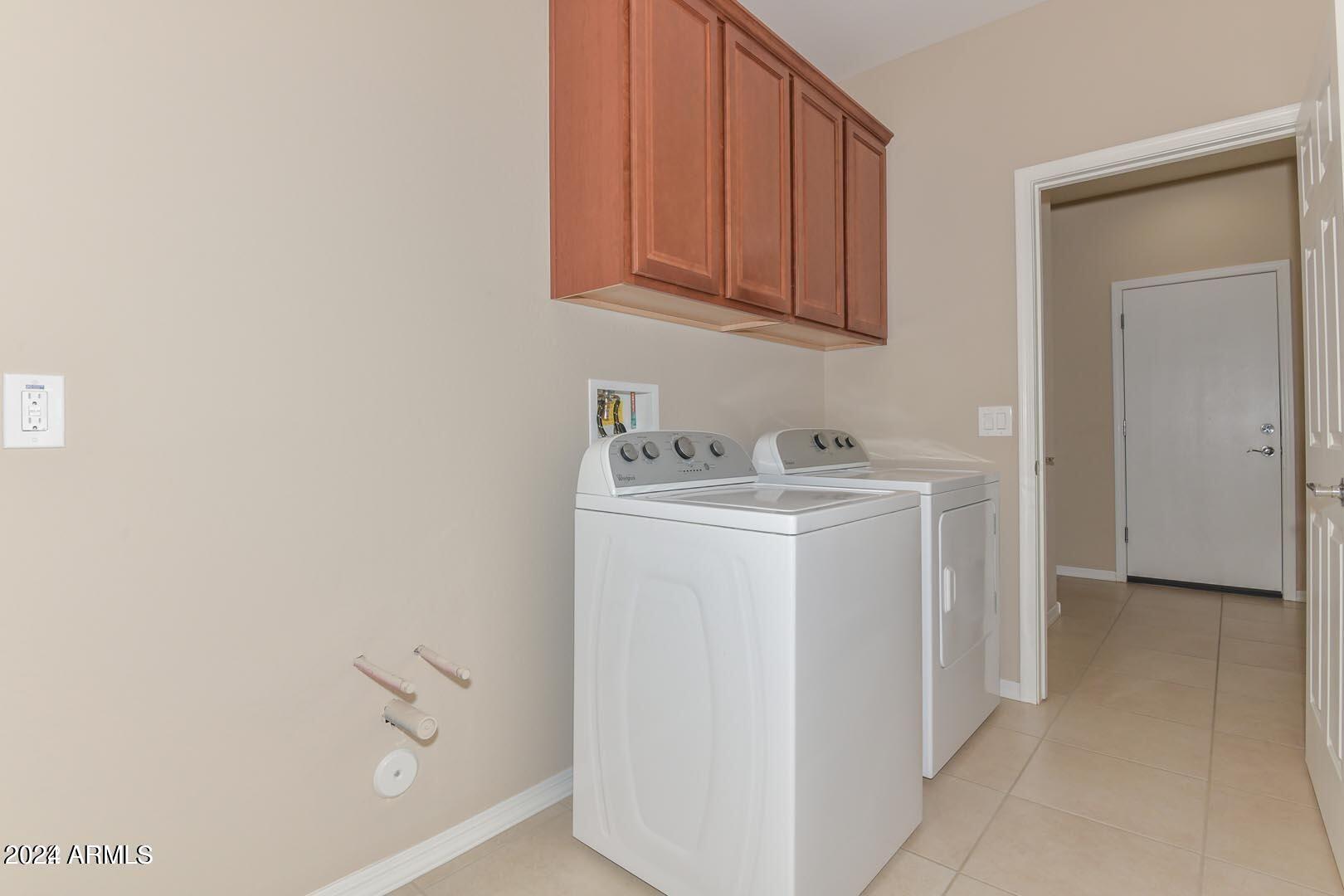 10742 W PRICKLY PEAR Trail