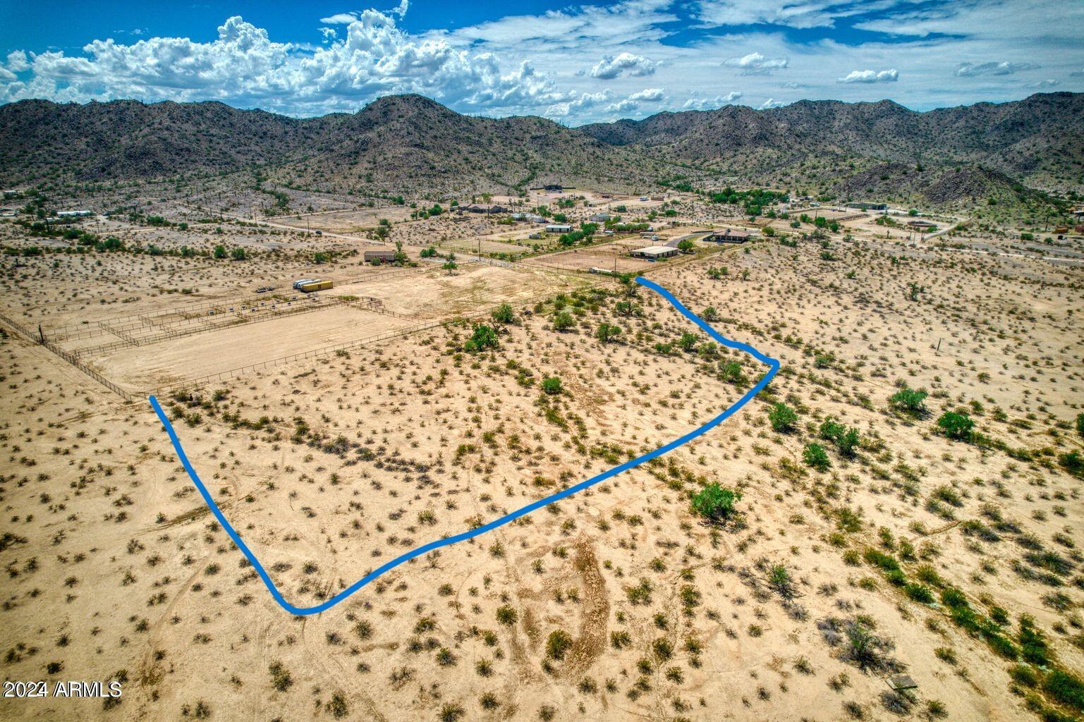 000 W Quail Run Road, -