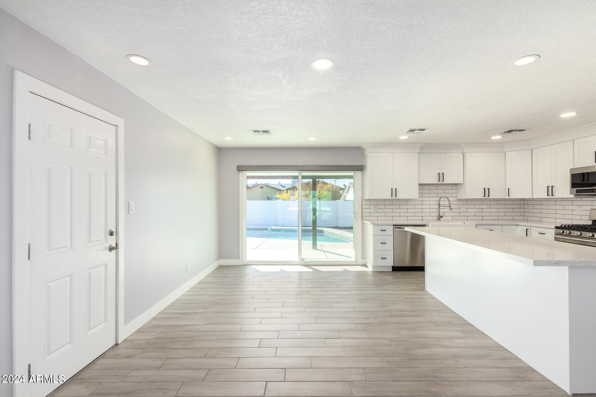 7823 E CYPRESS Street