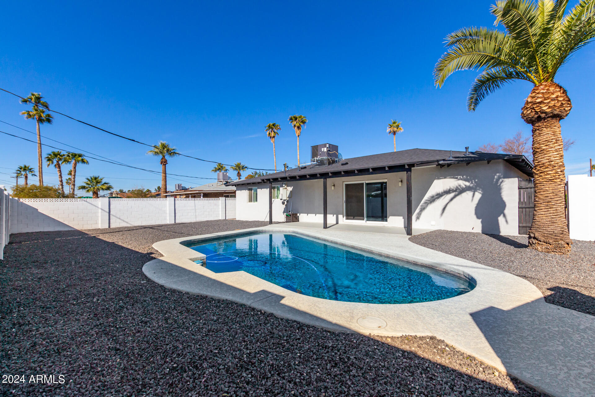 7823 E CYPRESS Street